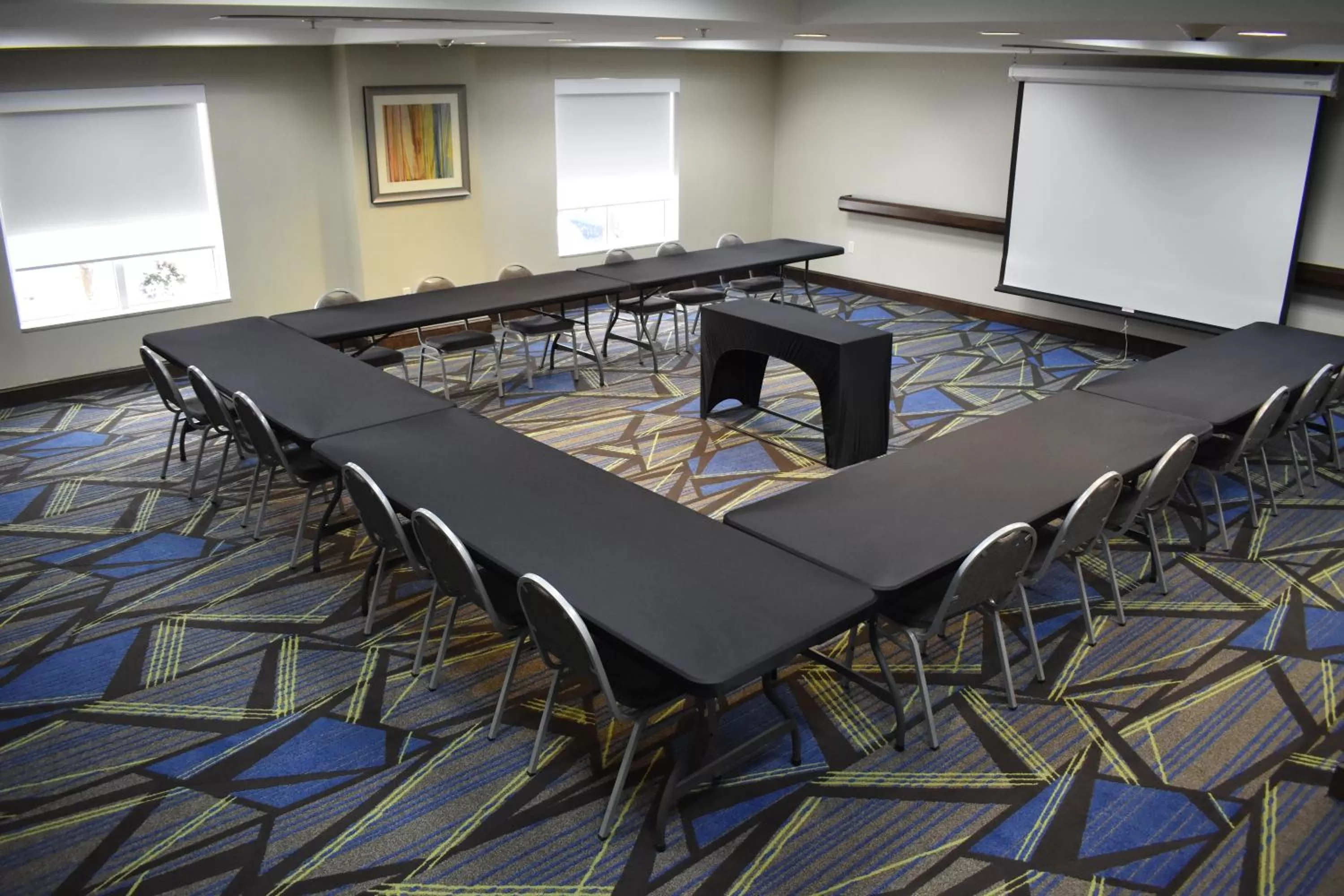 Meeting/conference room in Holiday Inn Express & Suites Caryville by IHG