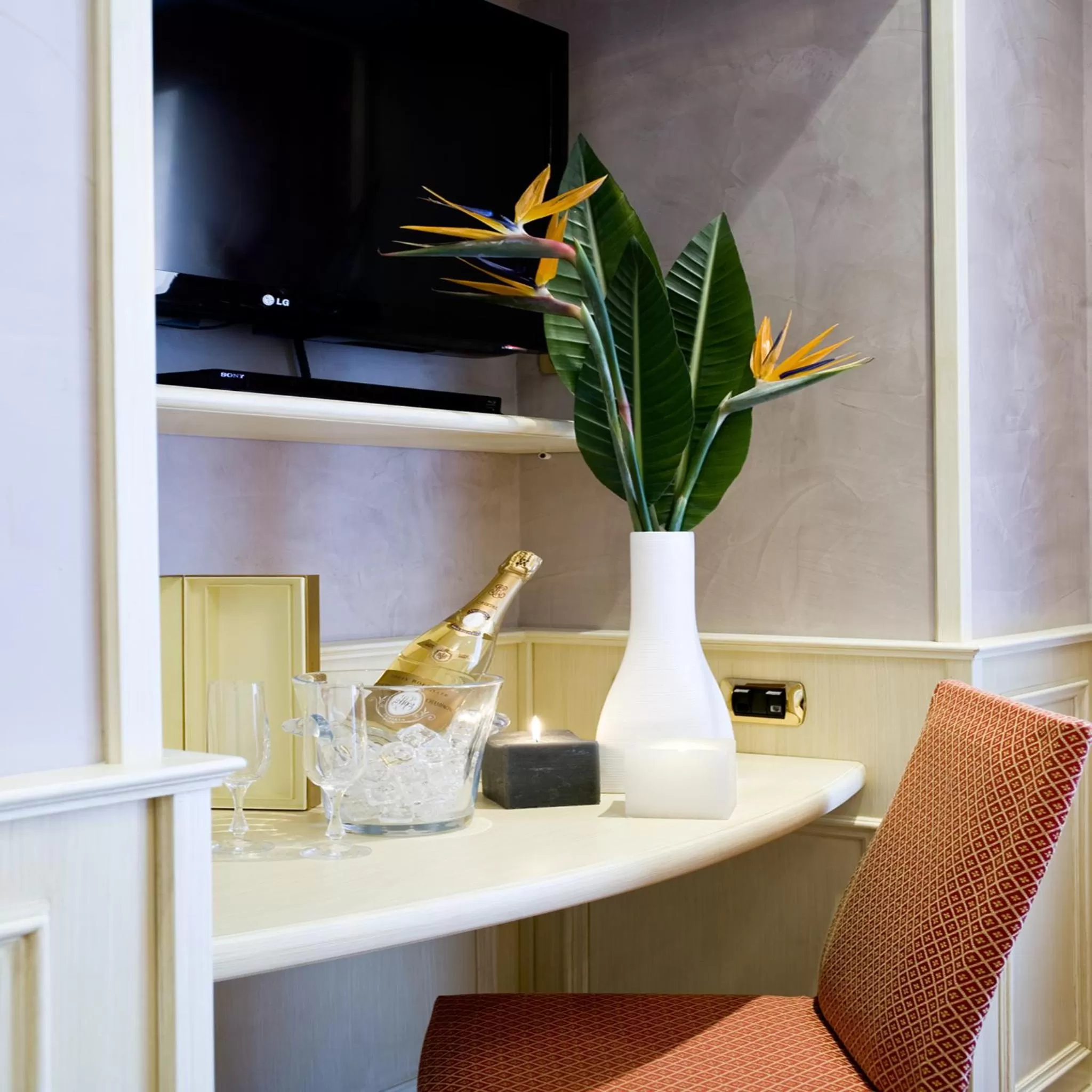 Decorative detail in Al Viminale Hill Inn & Hotel