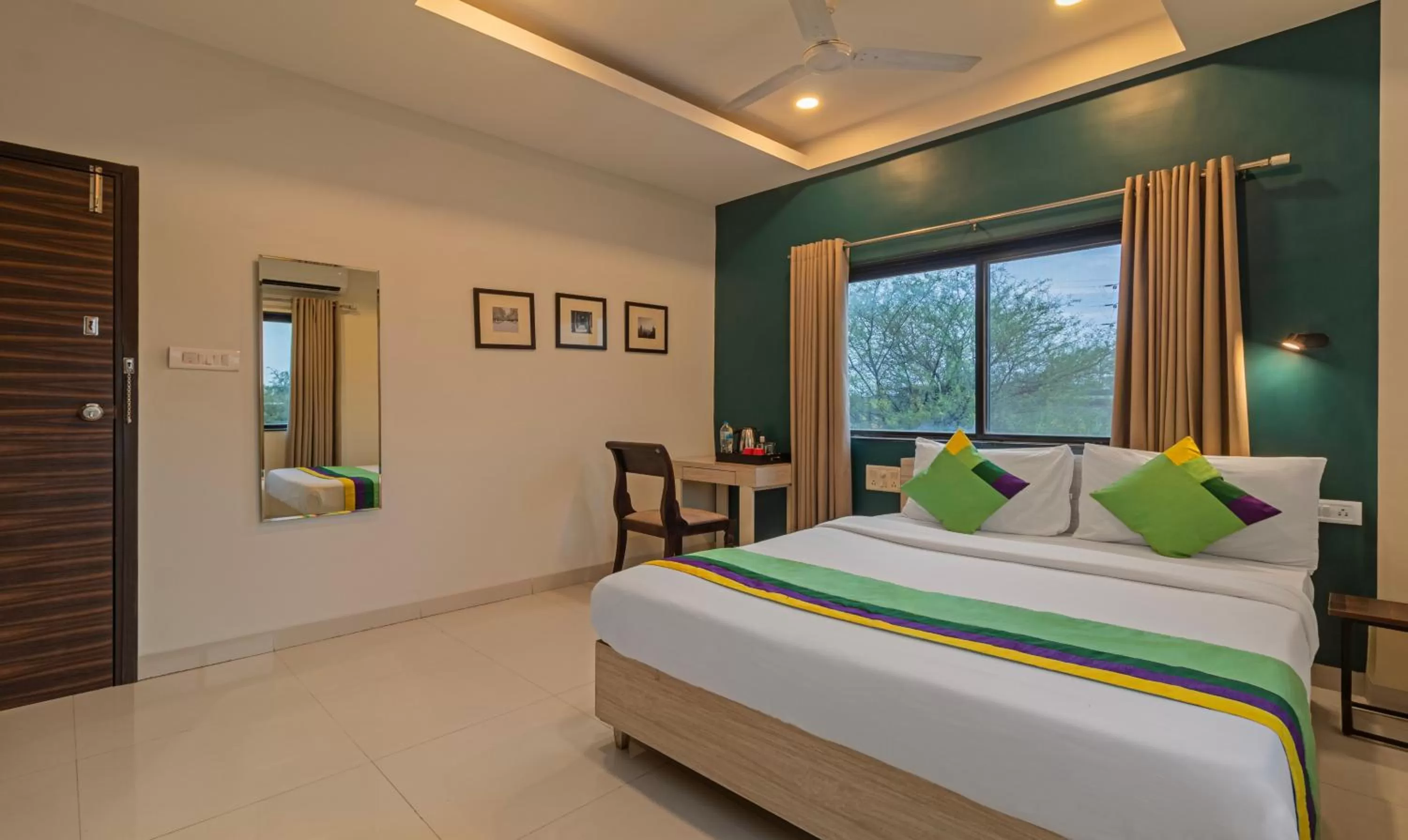 Bedroom, Bed in Treebo Tulip Comfort