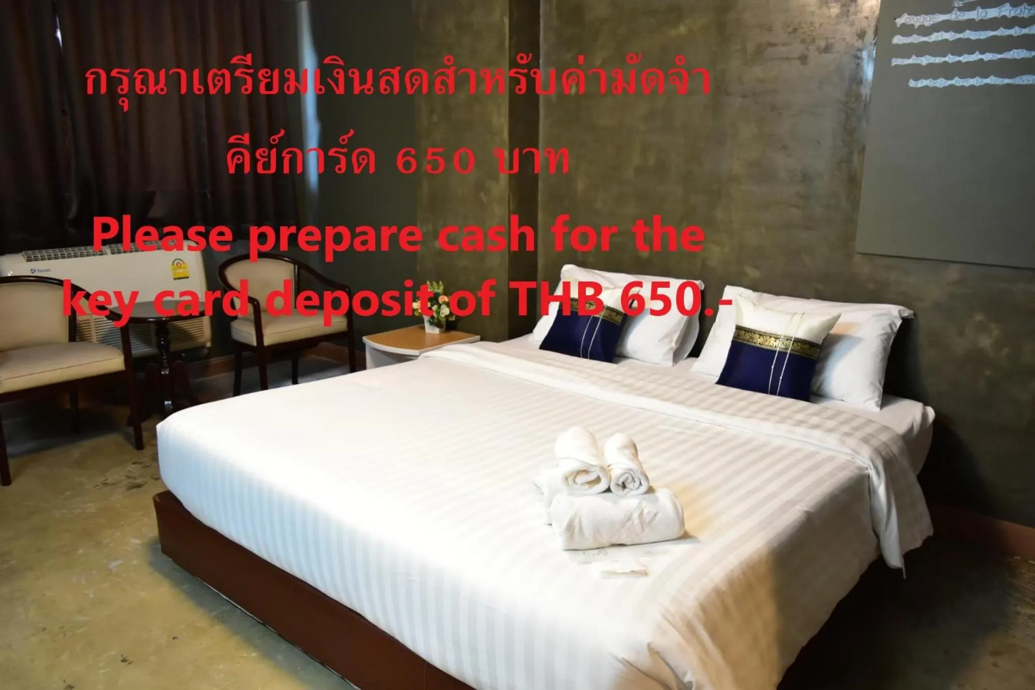 Bed in Happyland Mansion