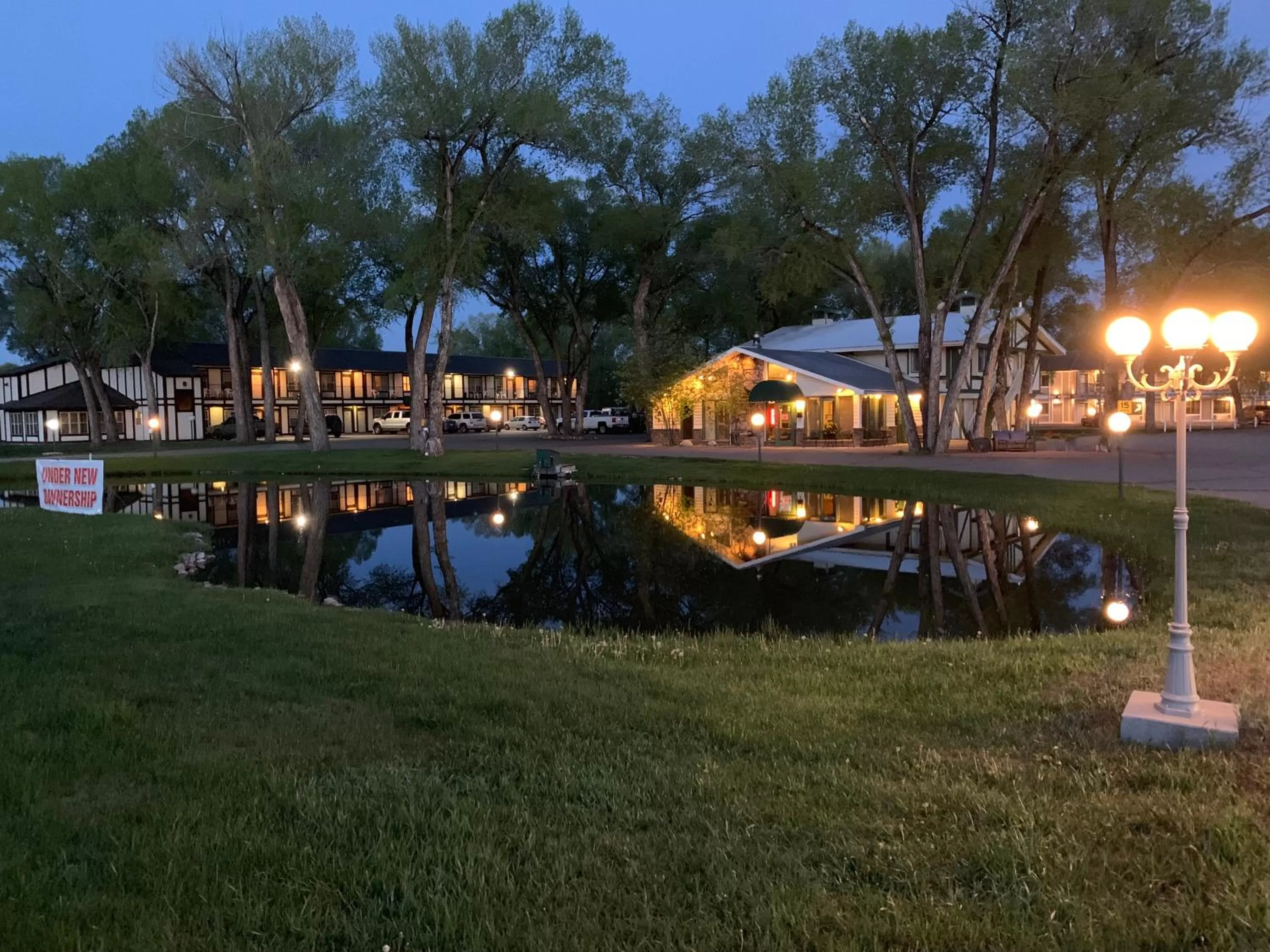 The Gunnison Inn at Dos Rios Golf Course