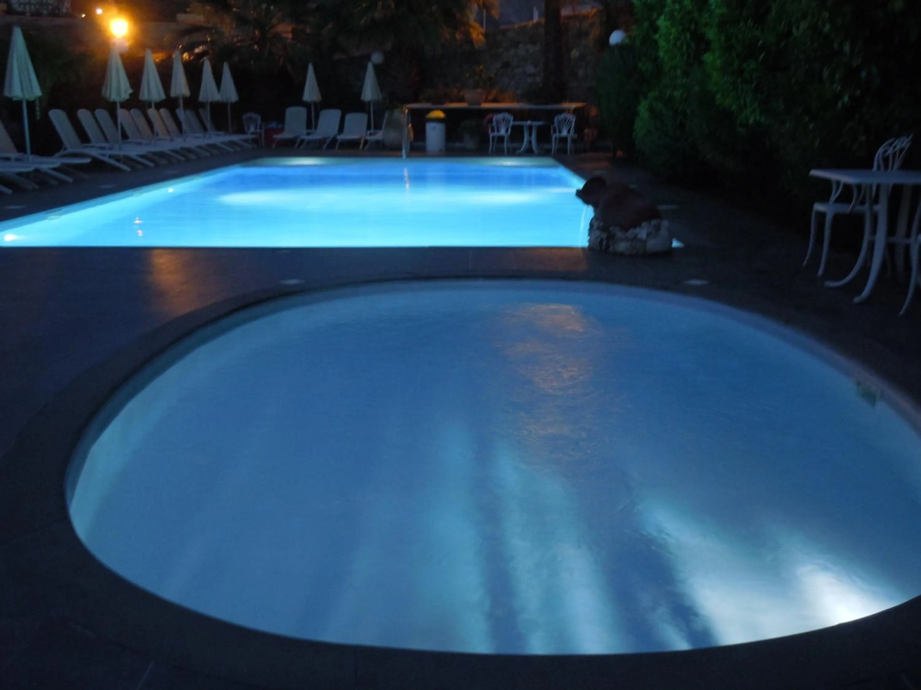 Swimming pool in Hotel Due Mari