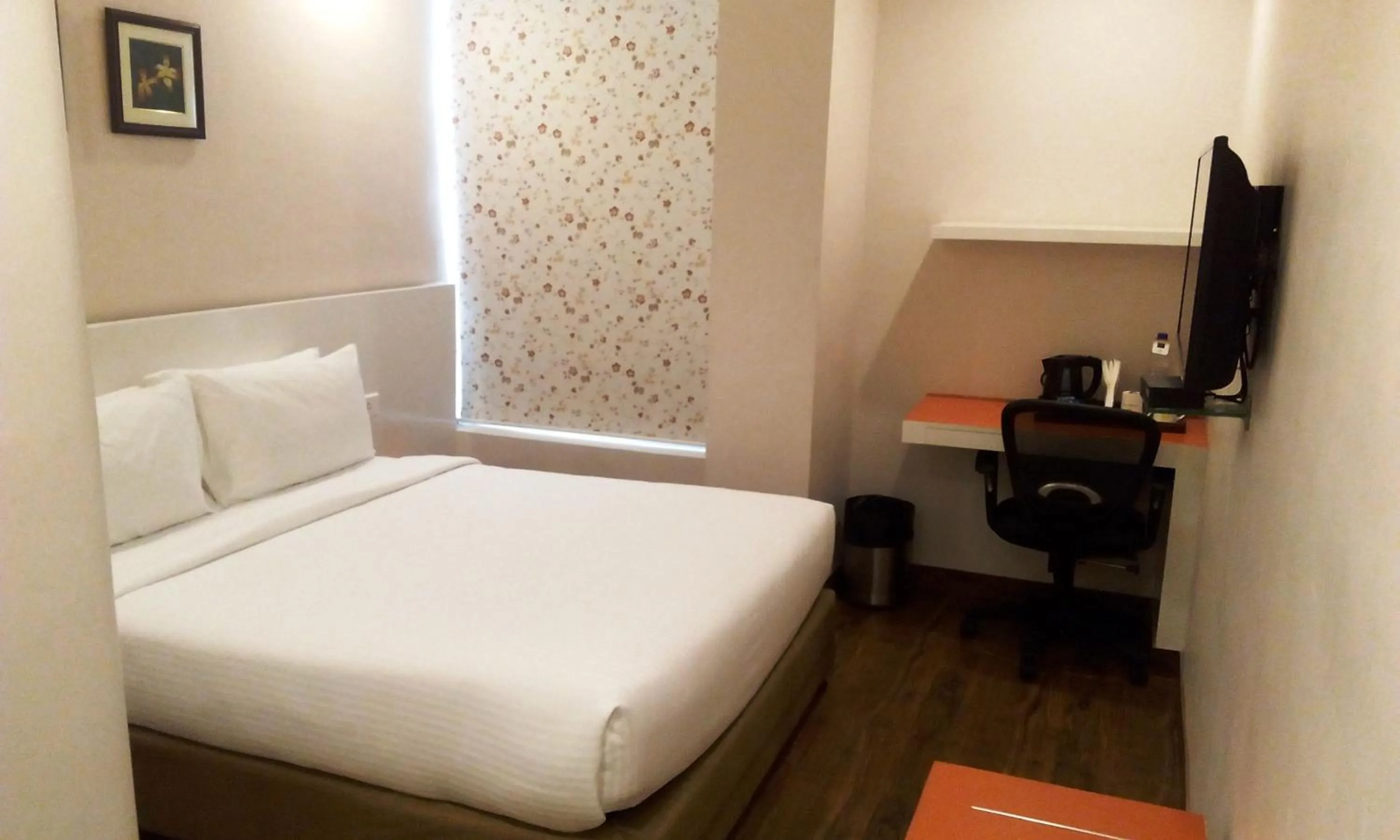 Photo of the whole room, Bed in Mango Hotels Prangan