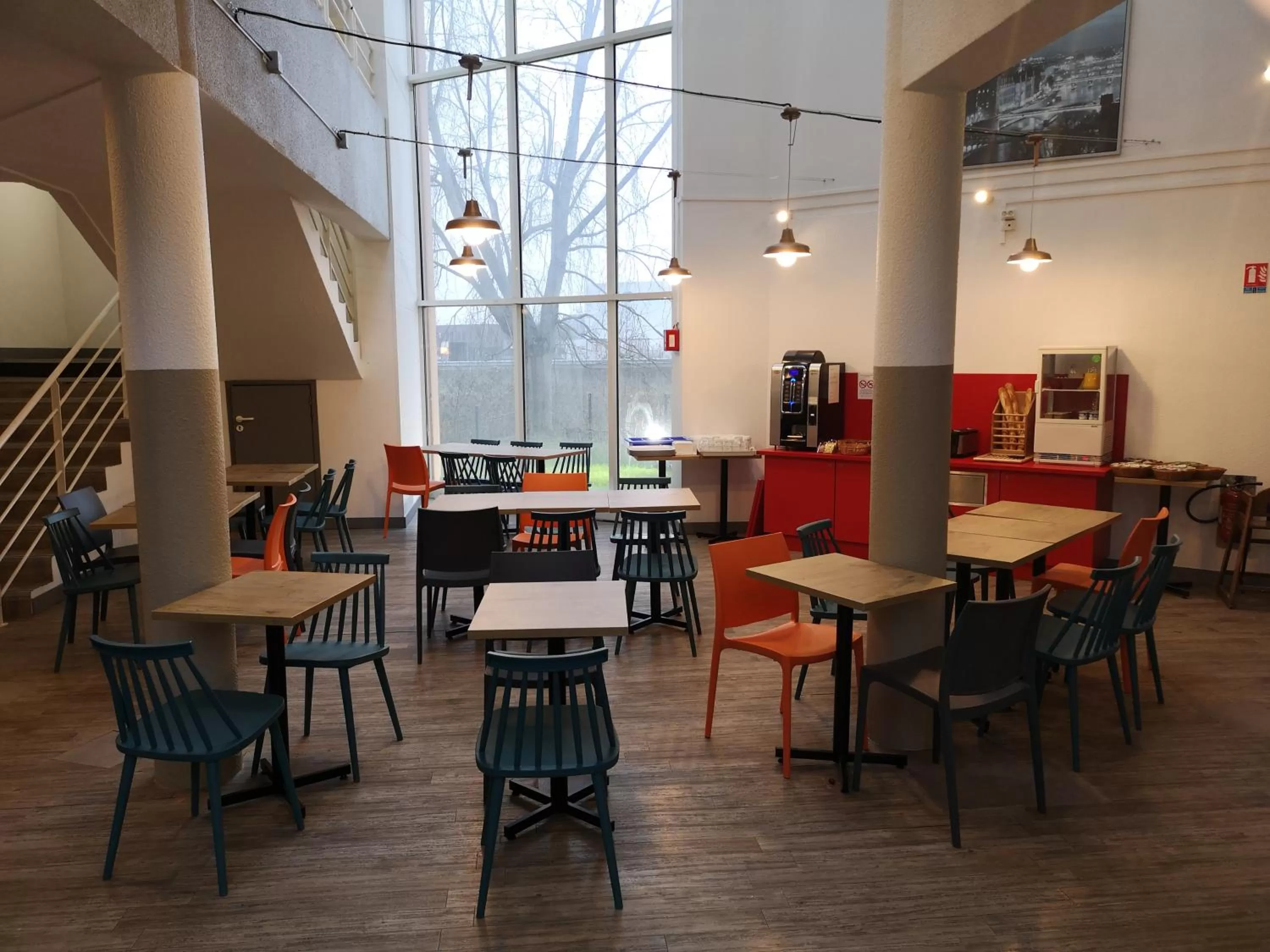 Lounge or bar in hotelF1 Nemours