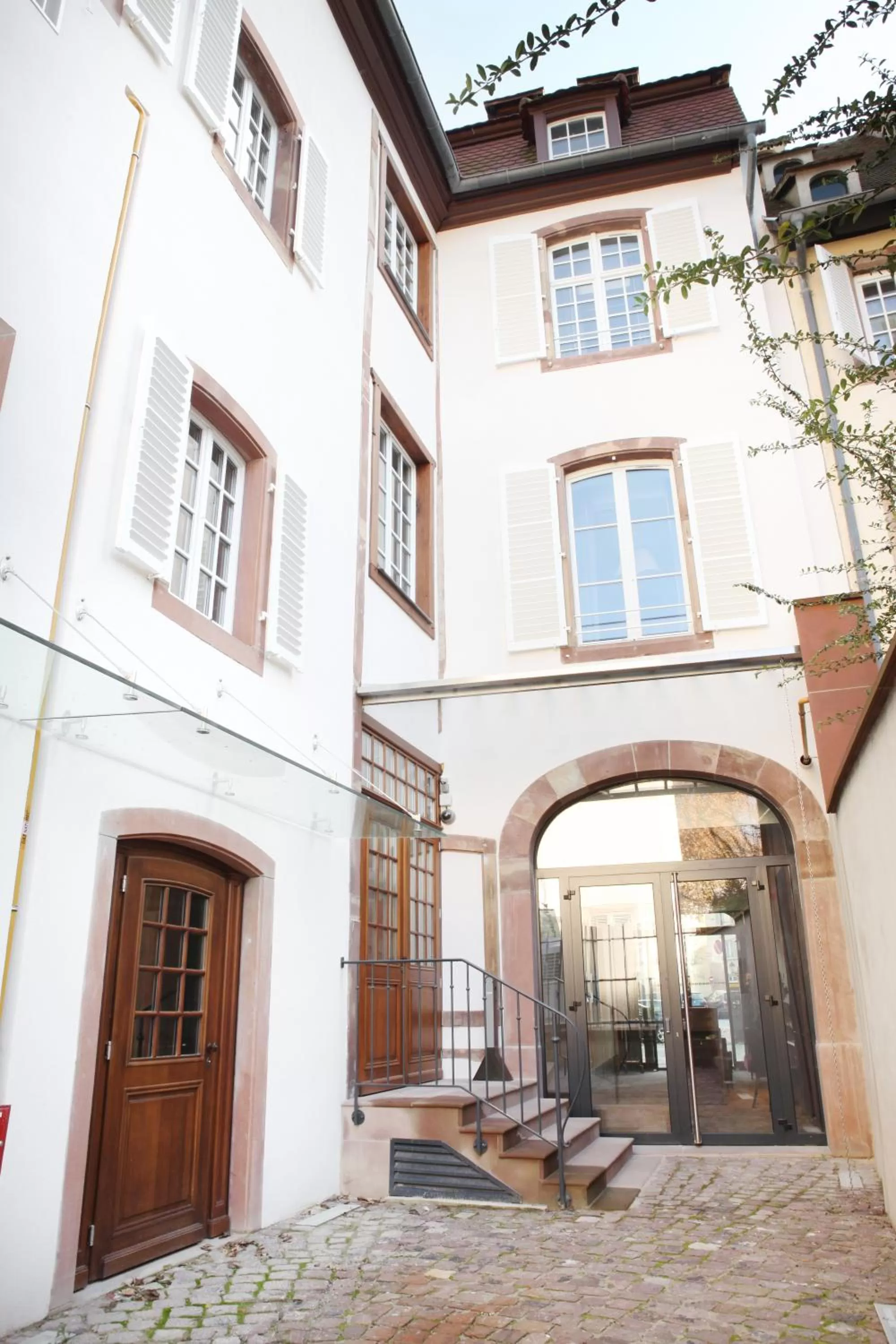 Property building in Logis Hôtel Ettenheim