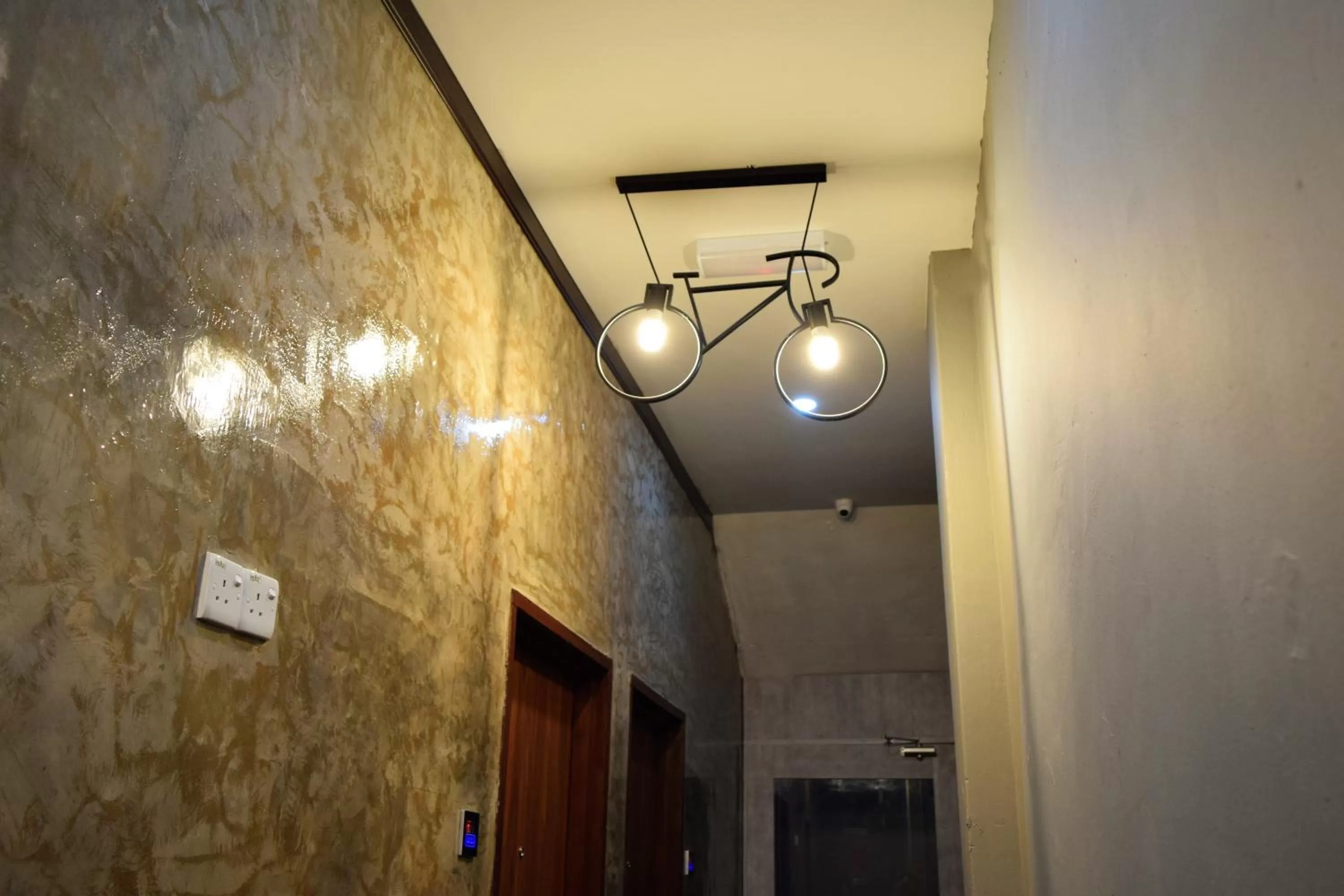 Decorative detail in DJ Citi Inn Premier