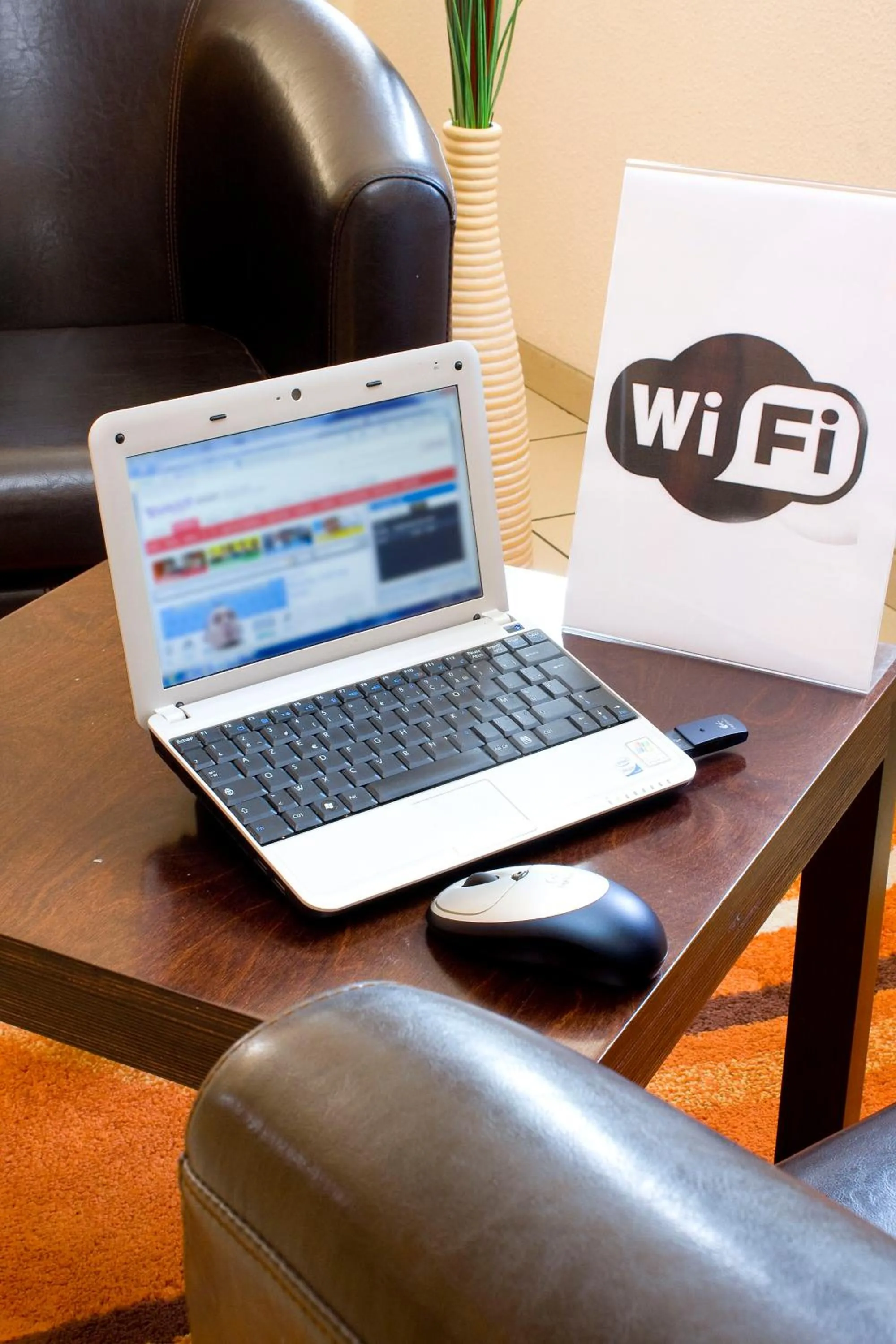 Lounge or bar in Premiere Classe Le Blanc Mesnil