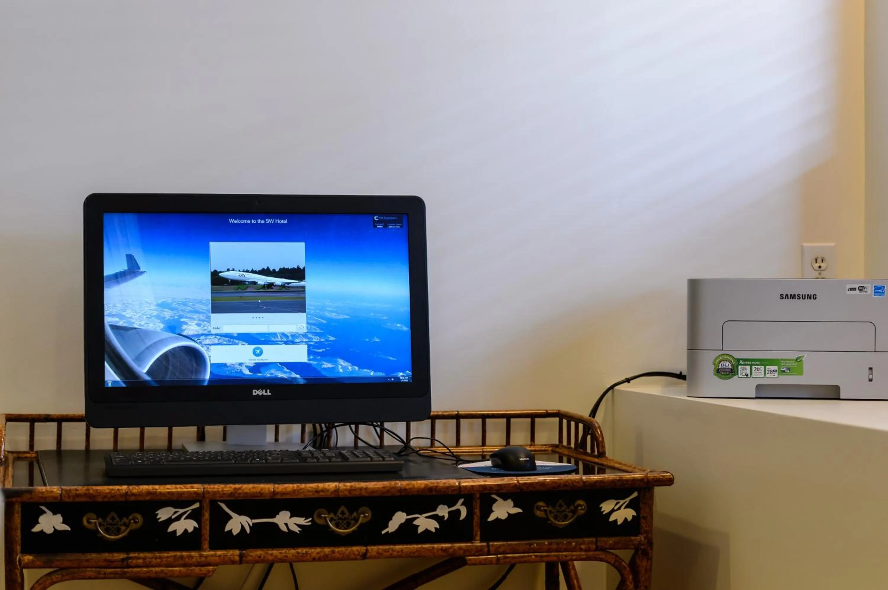 Business facilities in SW Hotel