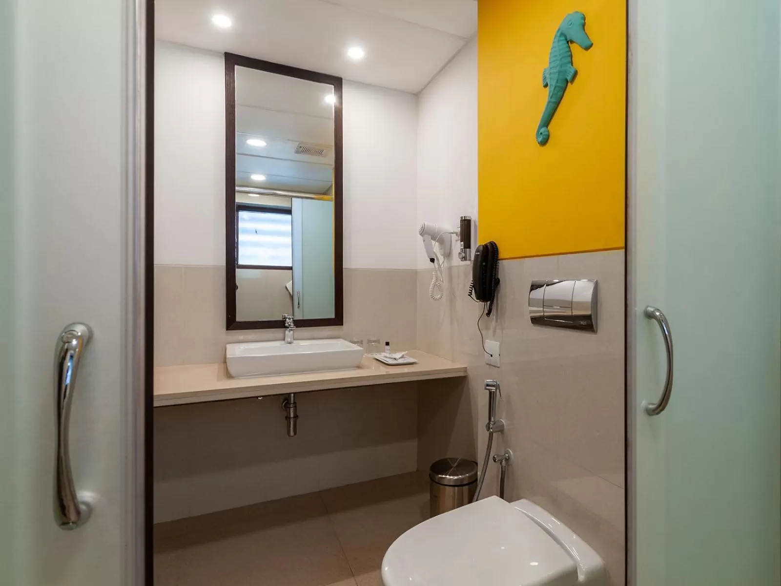 Shower in Acron Seaway Resort