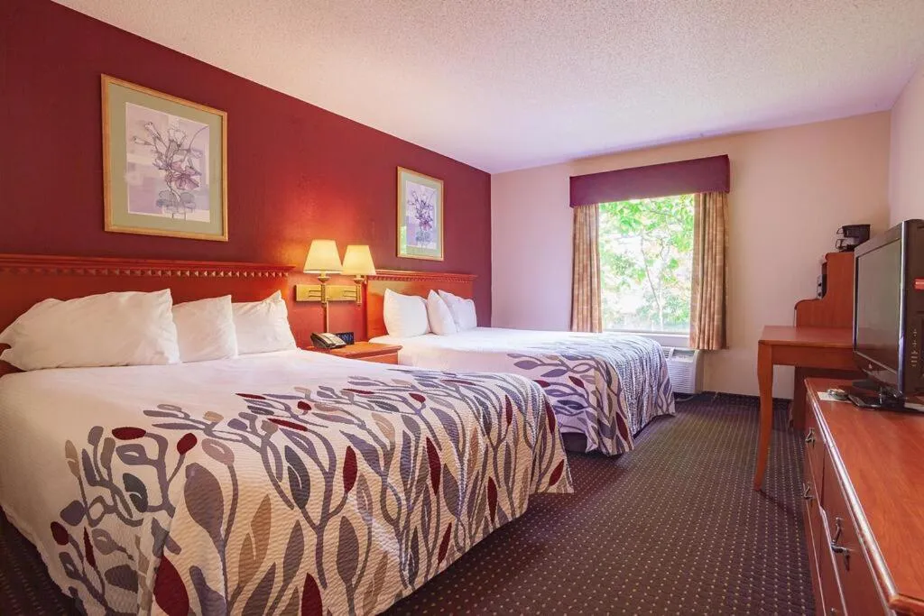 Superior Room with Two Queen Beds Smoking in Red Roof Inn & Suites Galloway