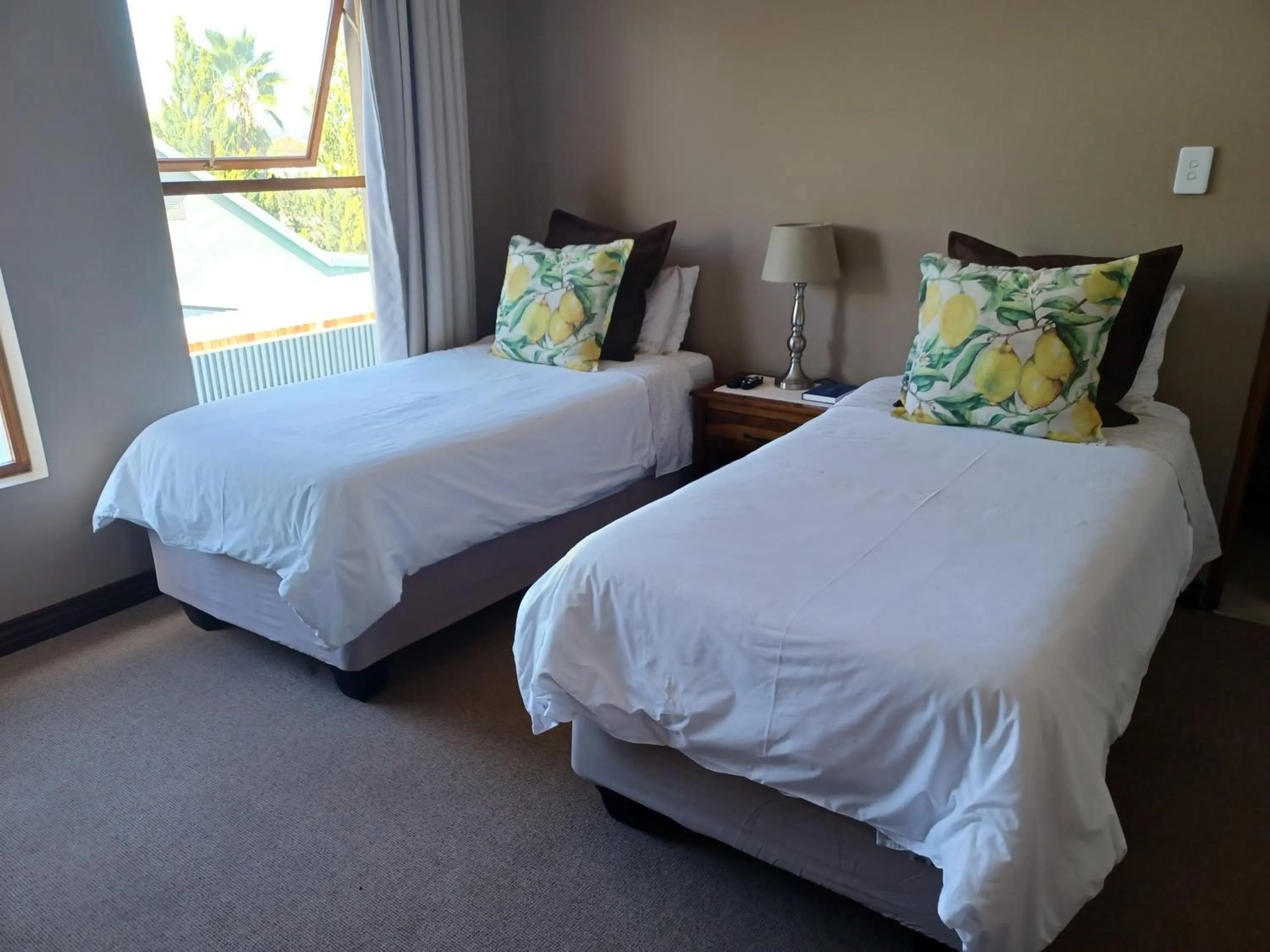 Bed in Karoo Sun Boutique Guest House