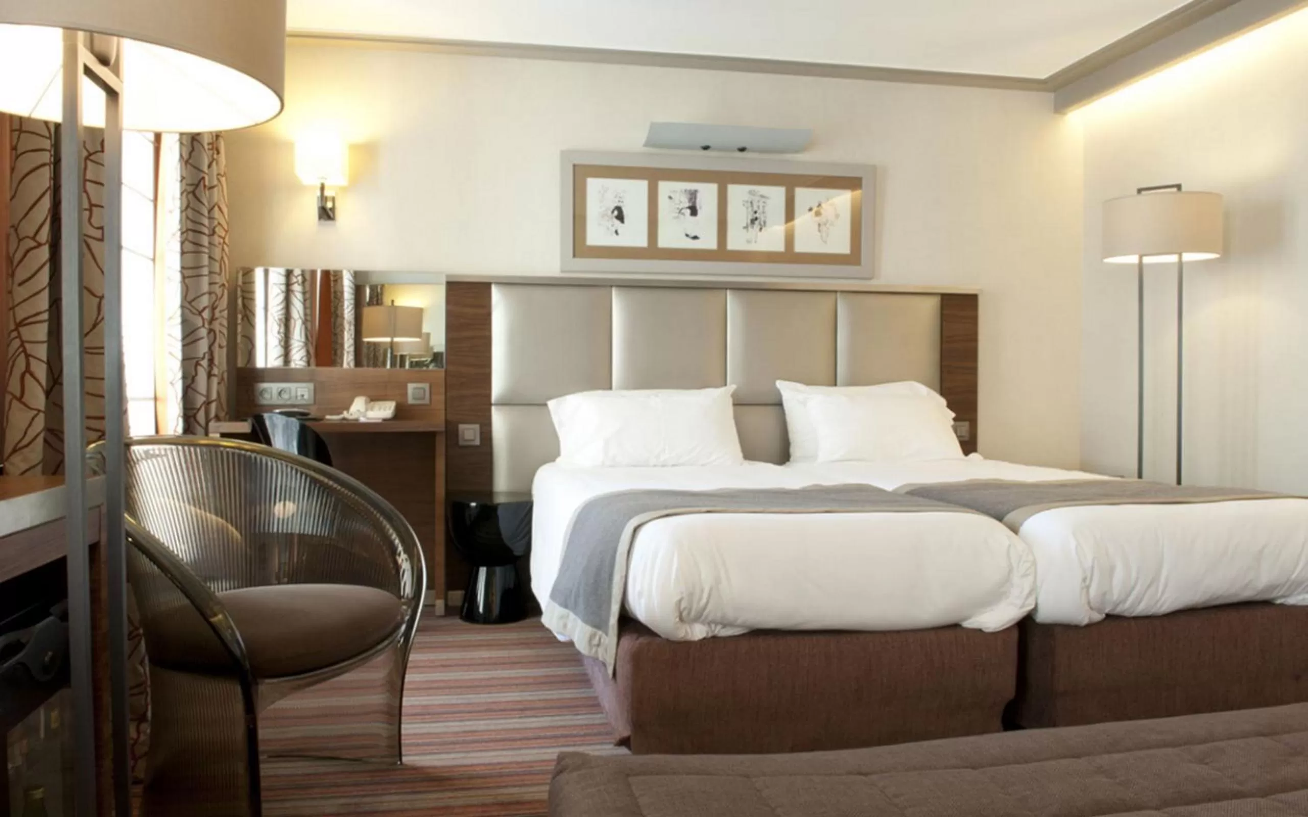 Bedroom, Bed in Hotel Berne Opera