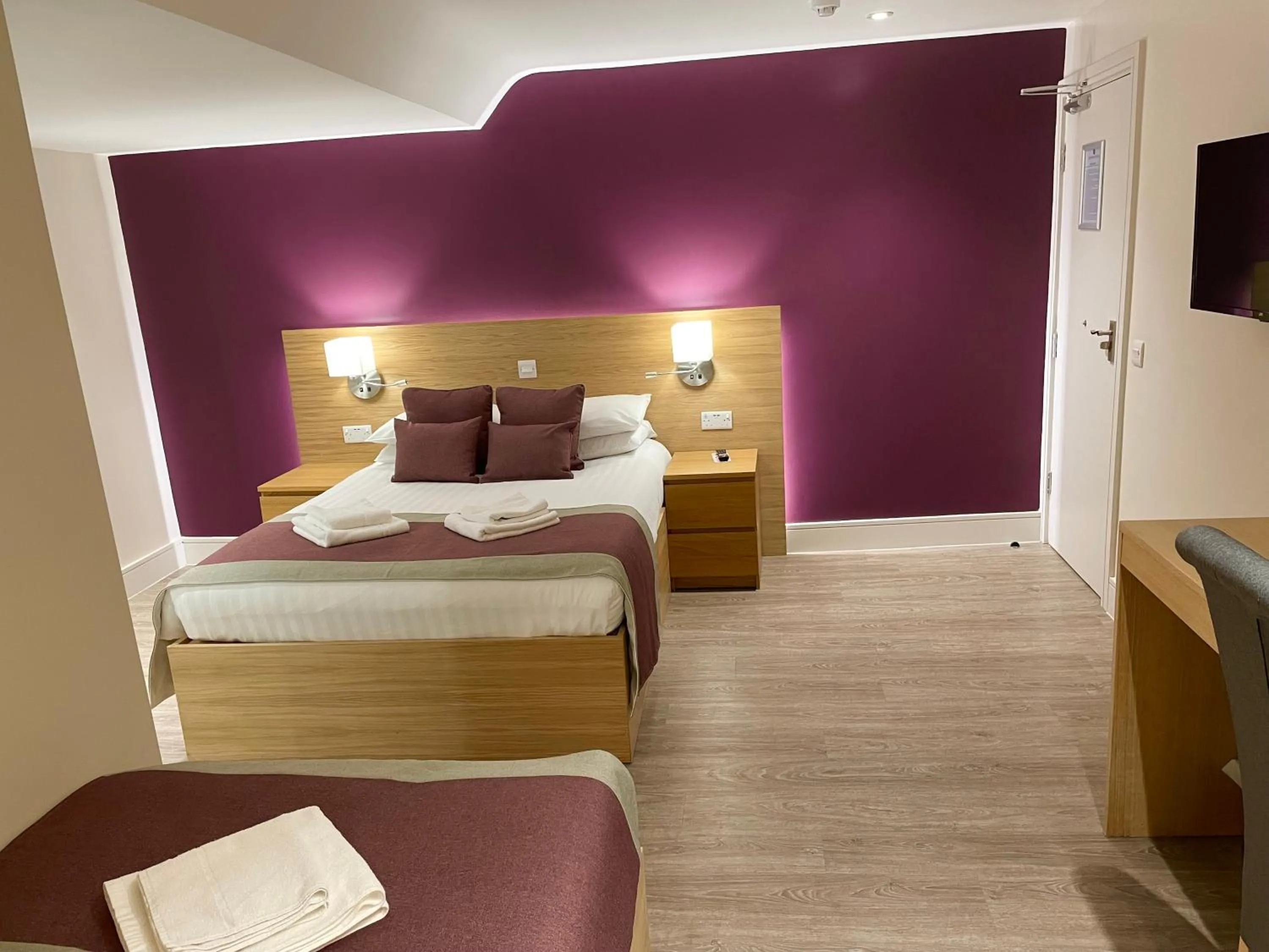 Bed in Holtwhites Hotel