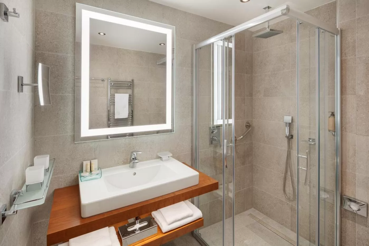 Shower in Ensana Hvězda - Imperiál - Neapol