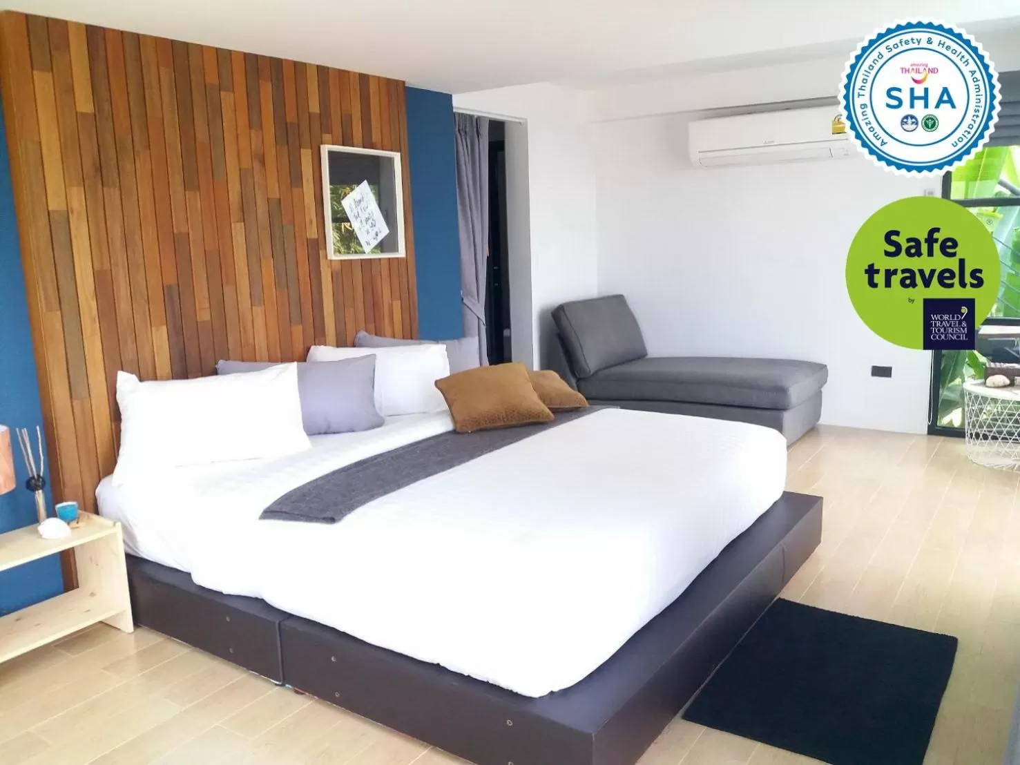 Bedroom, Bed in Ao Luek Panoramic Pool-SHA Plus