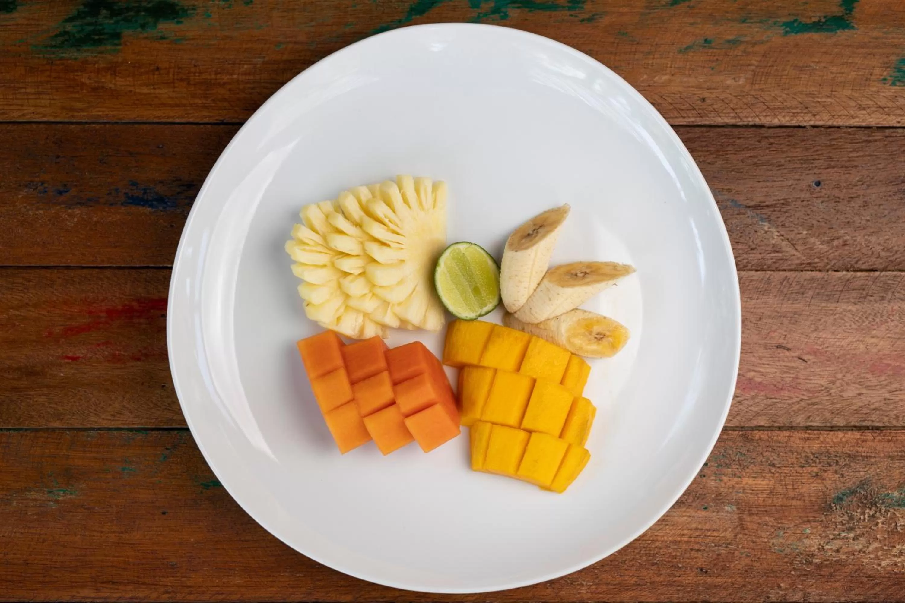 Food in Green Space Villa