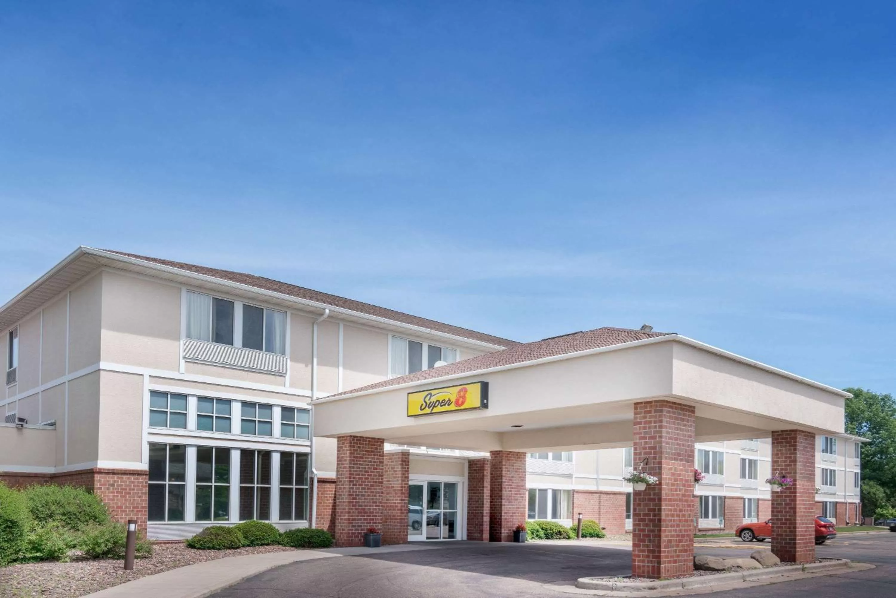 Property building in Super 8 by Wyndham Menomonie WI