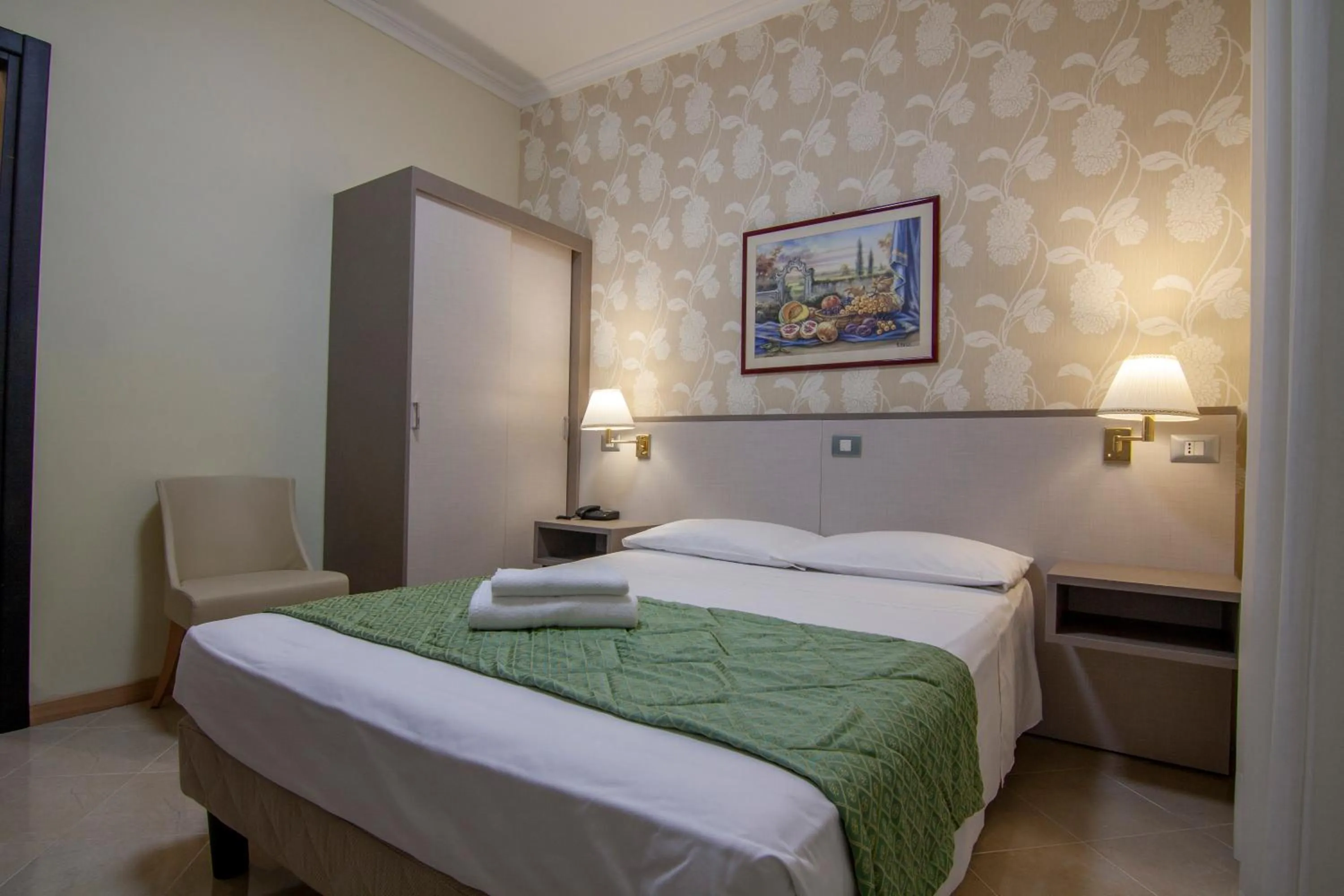 Bed in Hotel Dei Fiori