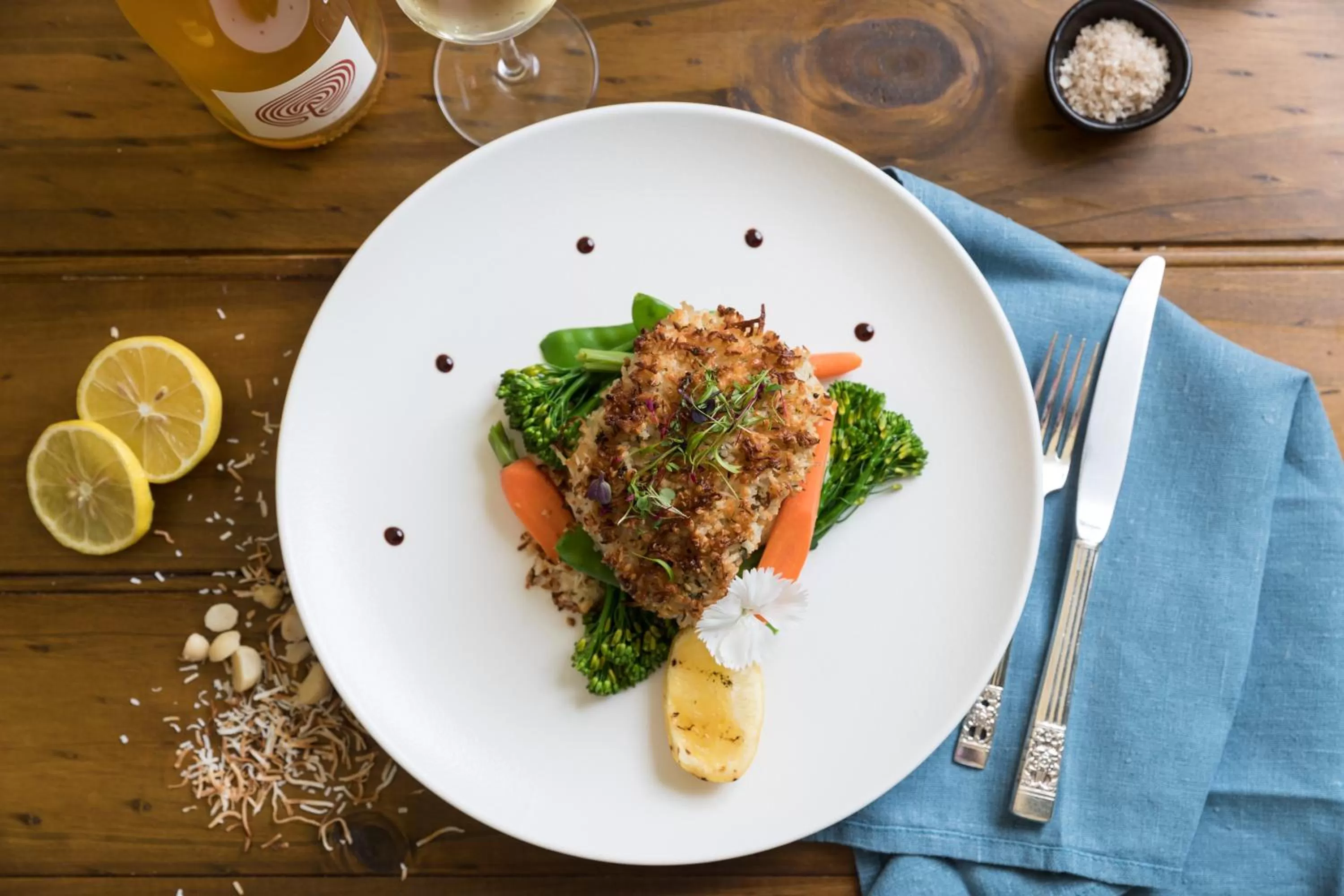 Restaurant/places to eat in Cairns Harbourside Hotel