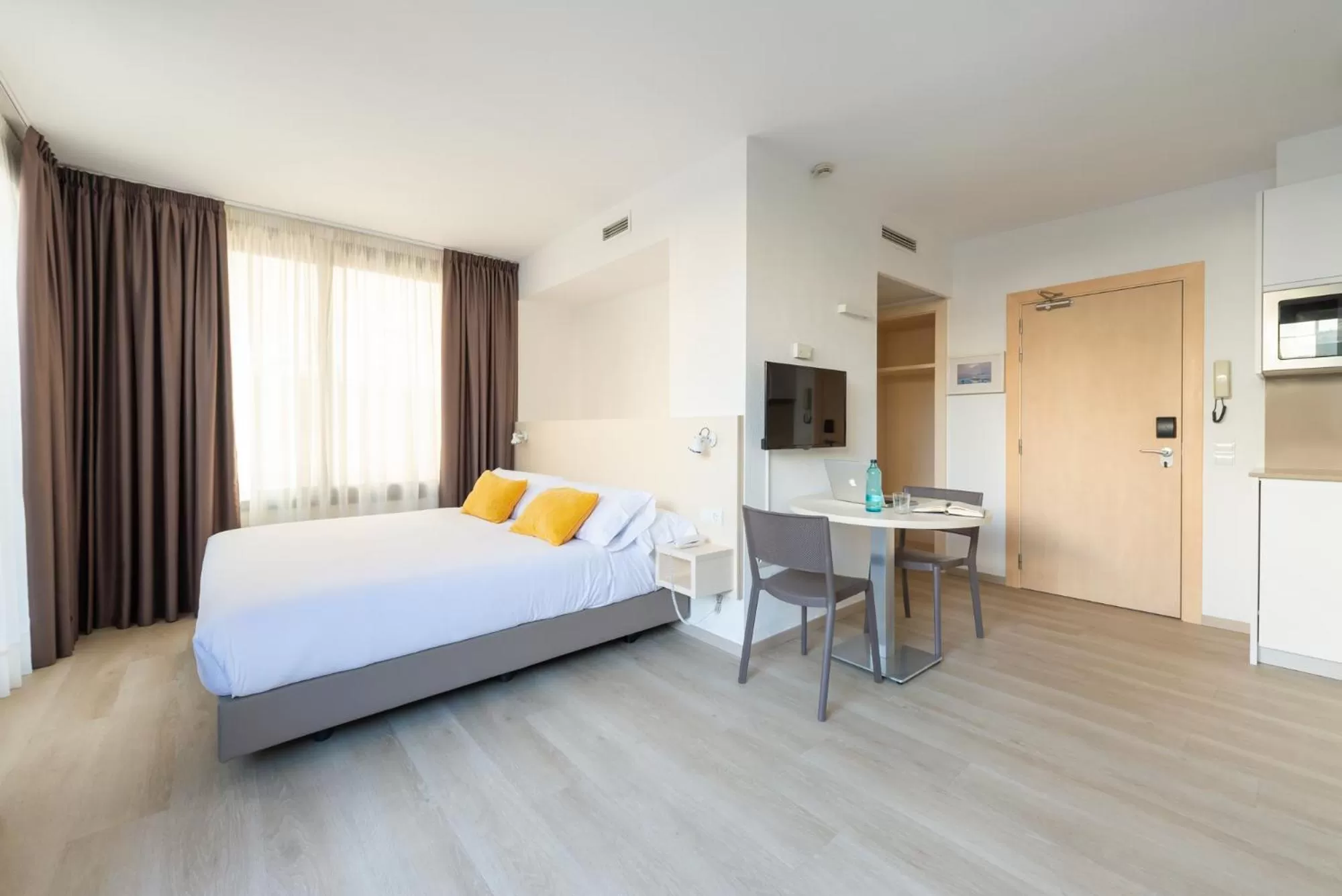 Photo of the whole room, Bed in Atenea Park Suites & Apartments