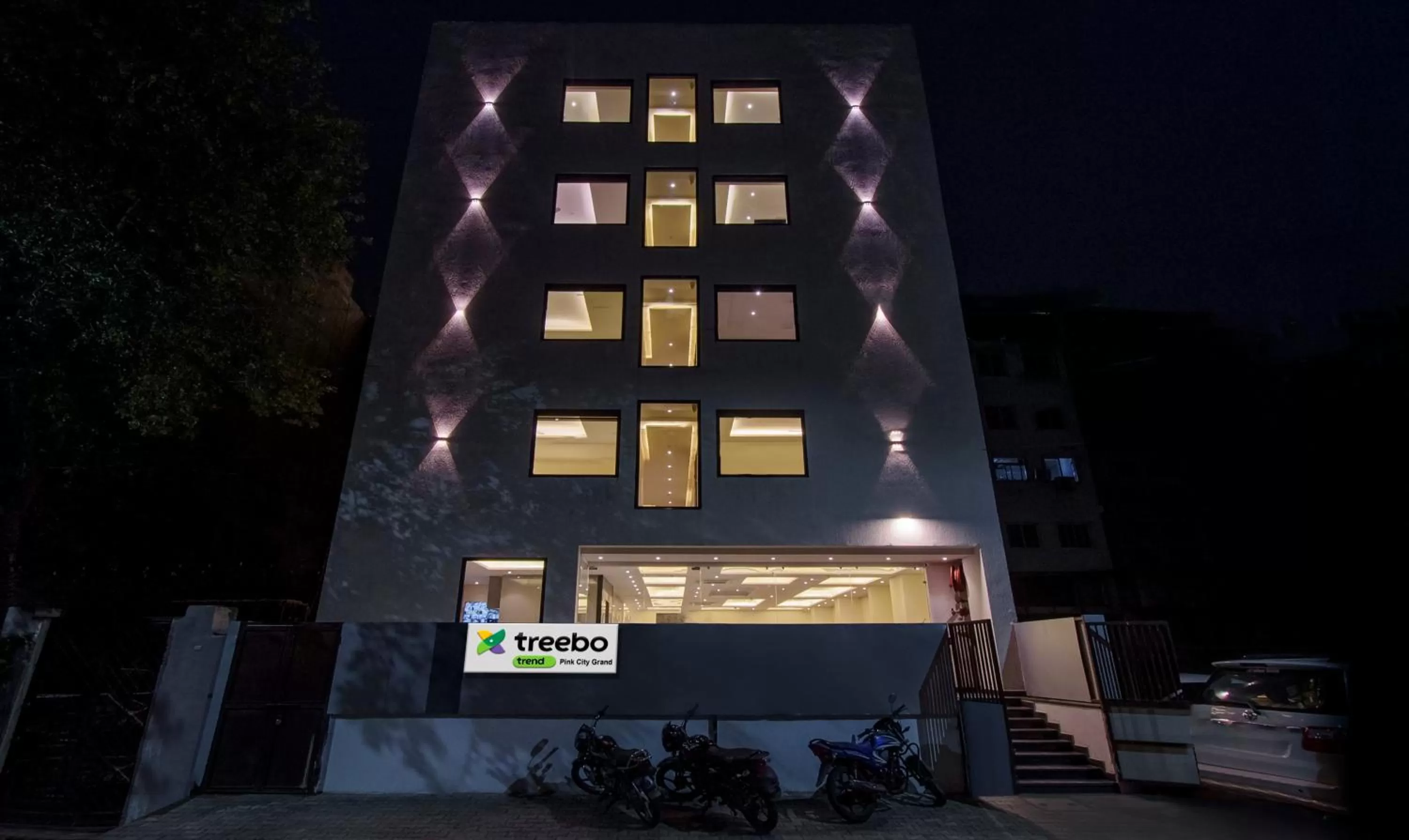 Property building in Treebo Pink City Grand