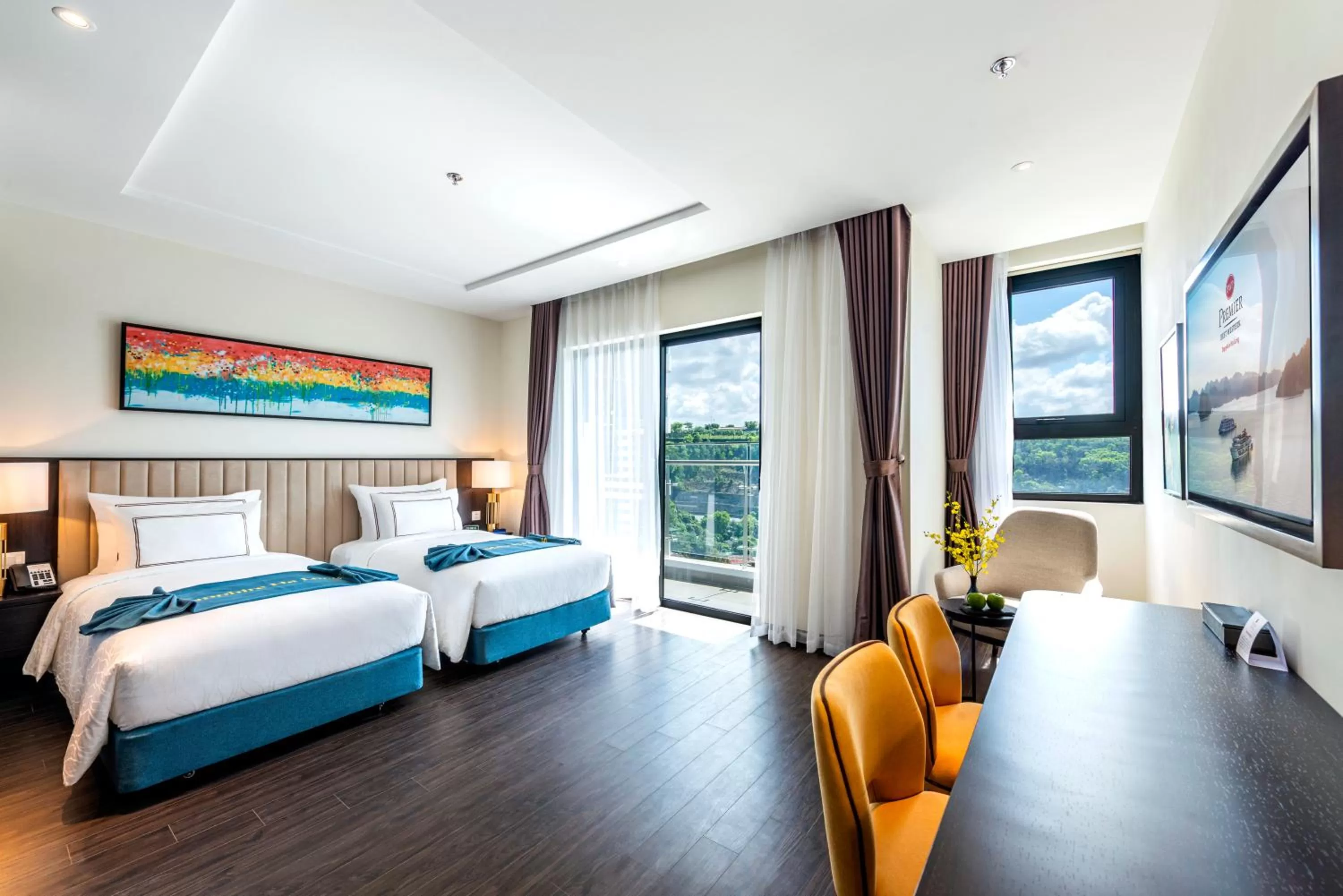 Mountain view in Best Western Premier Sapphire Ha Long