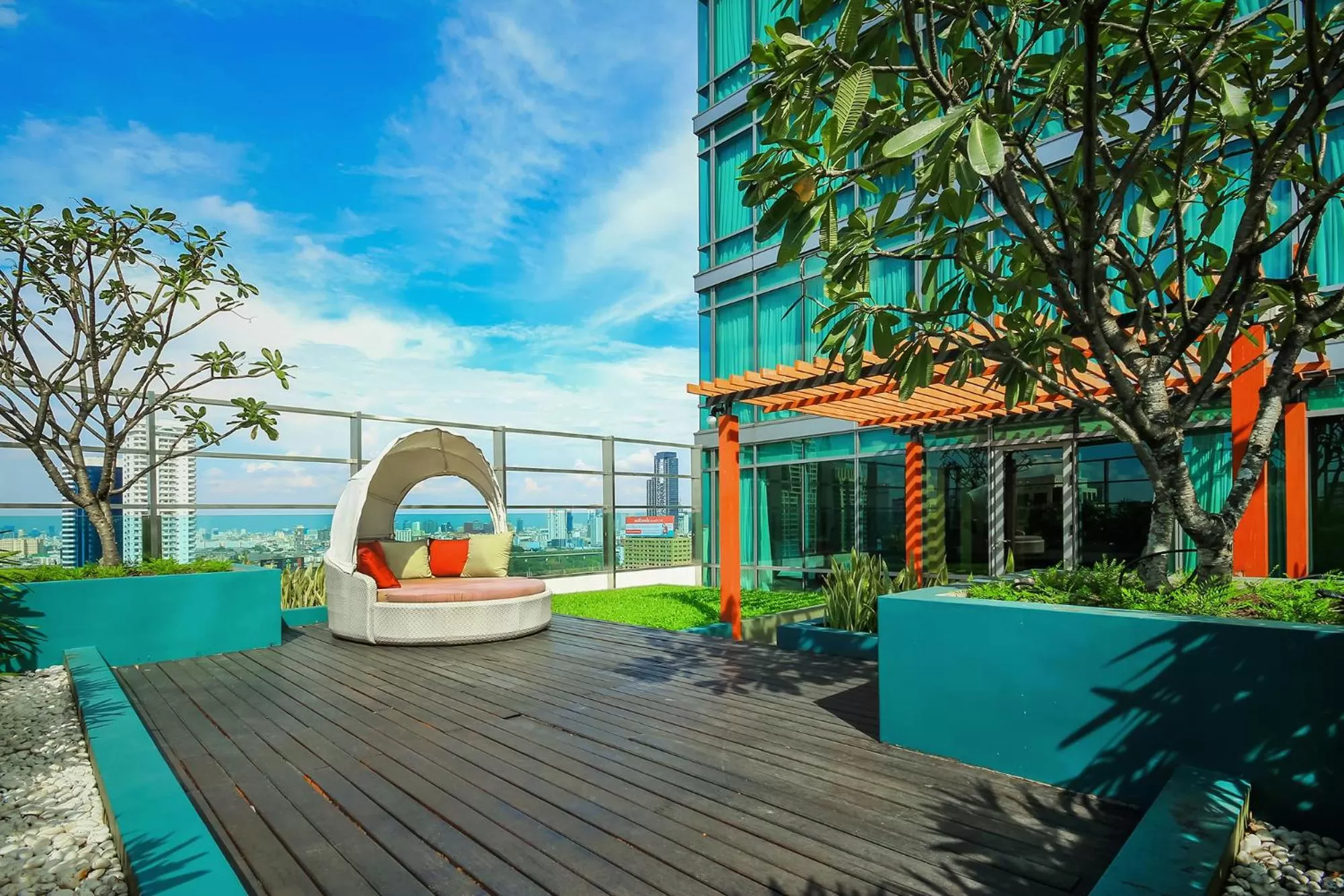 Patio in Sivatel Bangkok Hotel