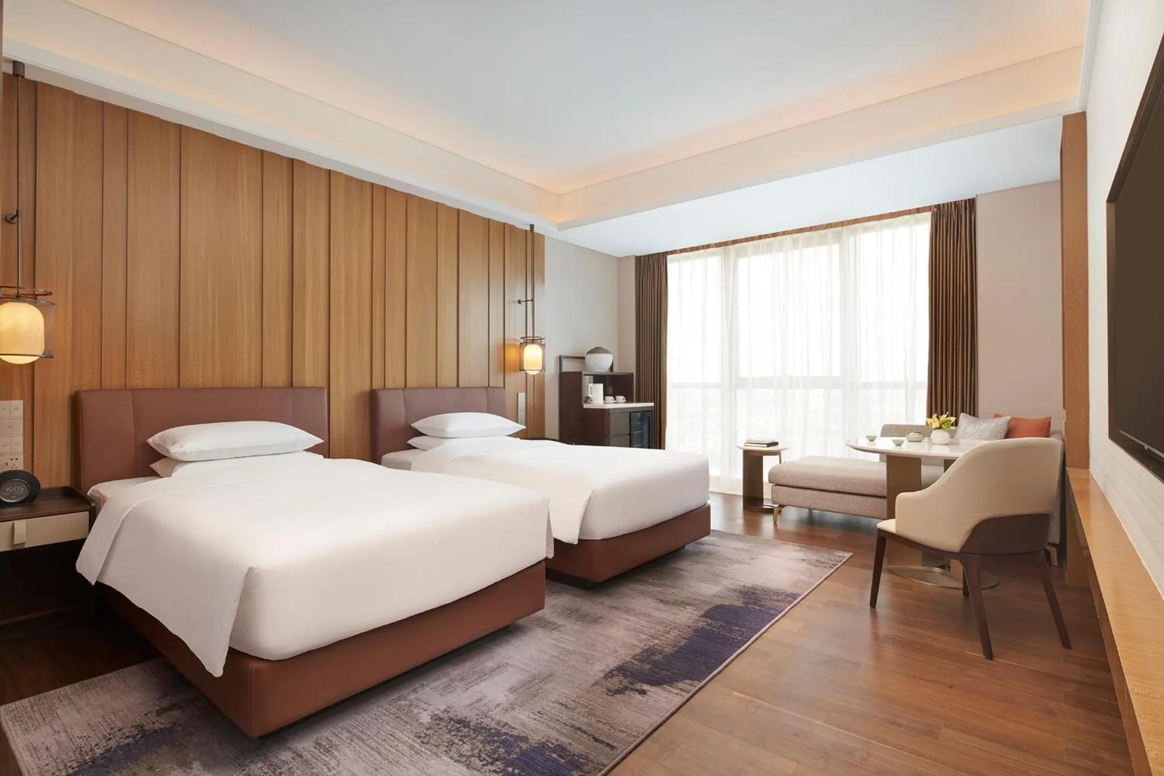 Photo of the whole room, Bed in Hyatt Regency Guangzhou Zengcheng