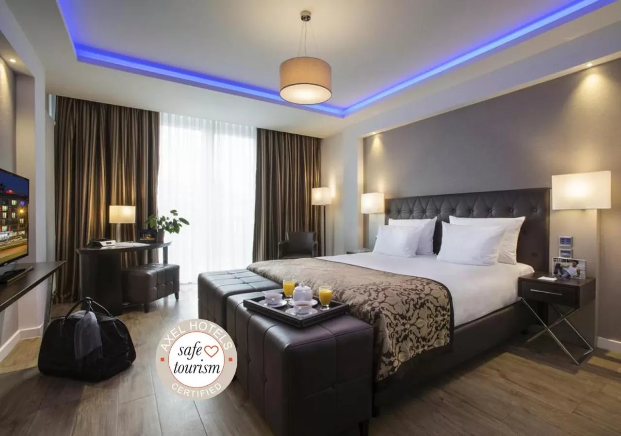 Axel TWO Berlin - Adults Only