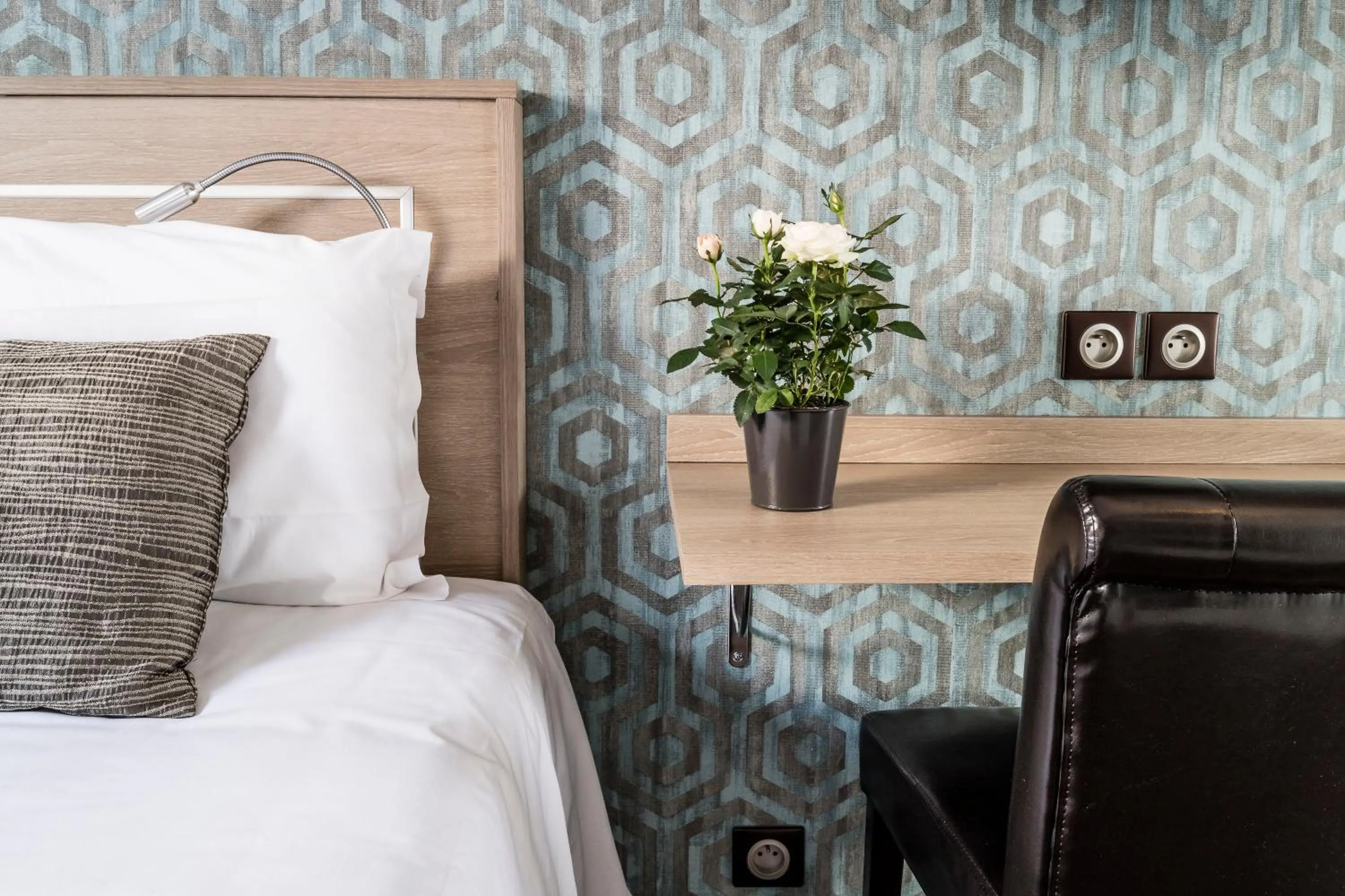 Photo of the whole room, Bed in Hotel Chabrol Opera