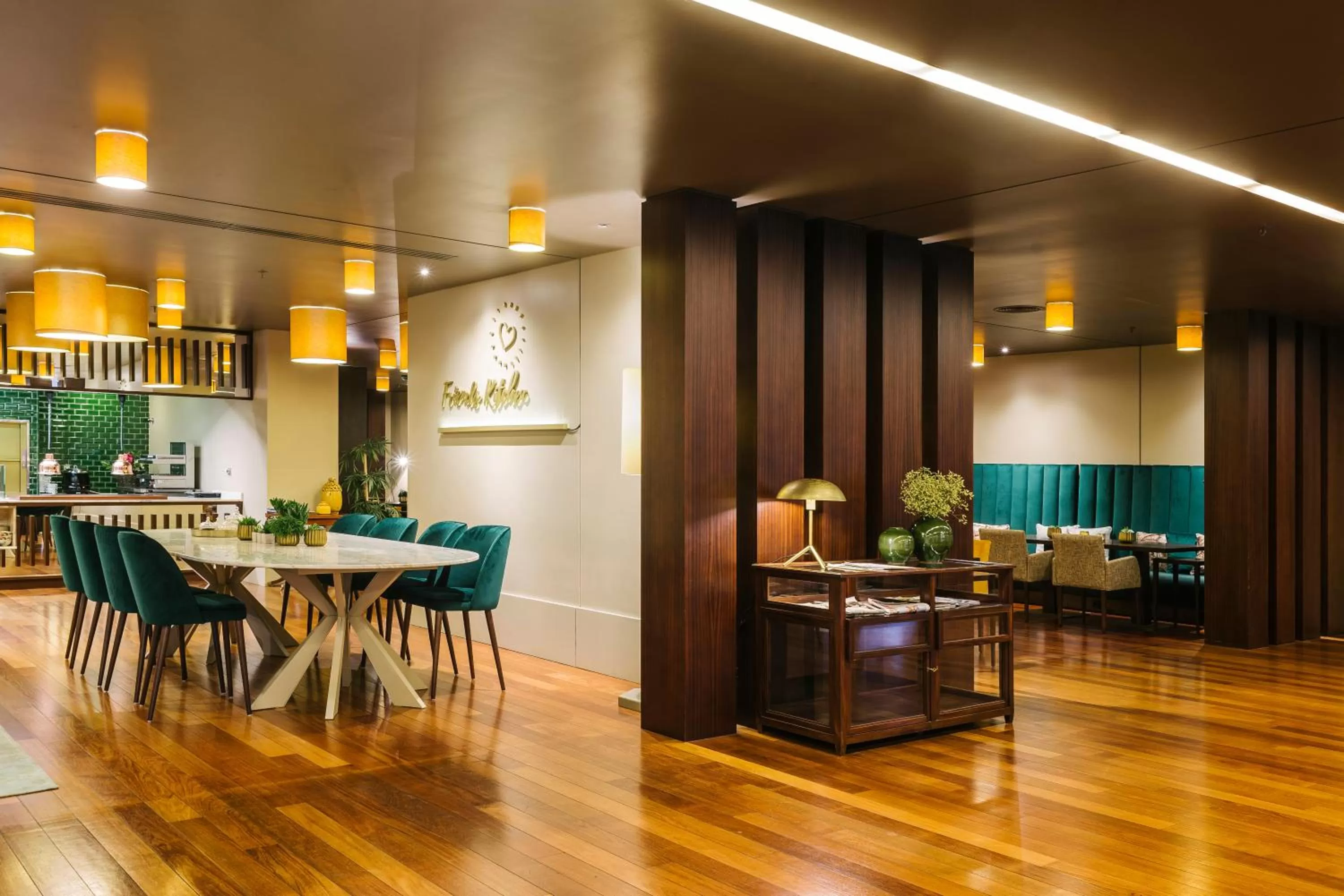 Restaurant/places to eat in Holiday Inn Porto Gaia by IHG