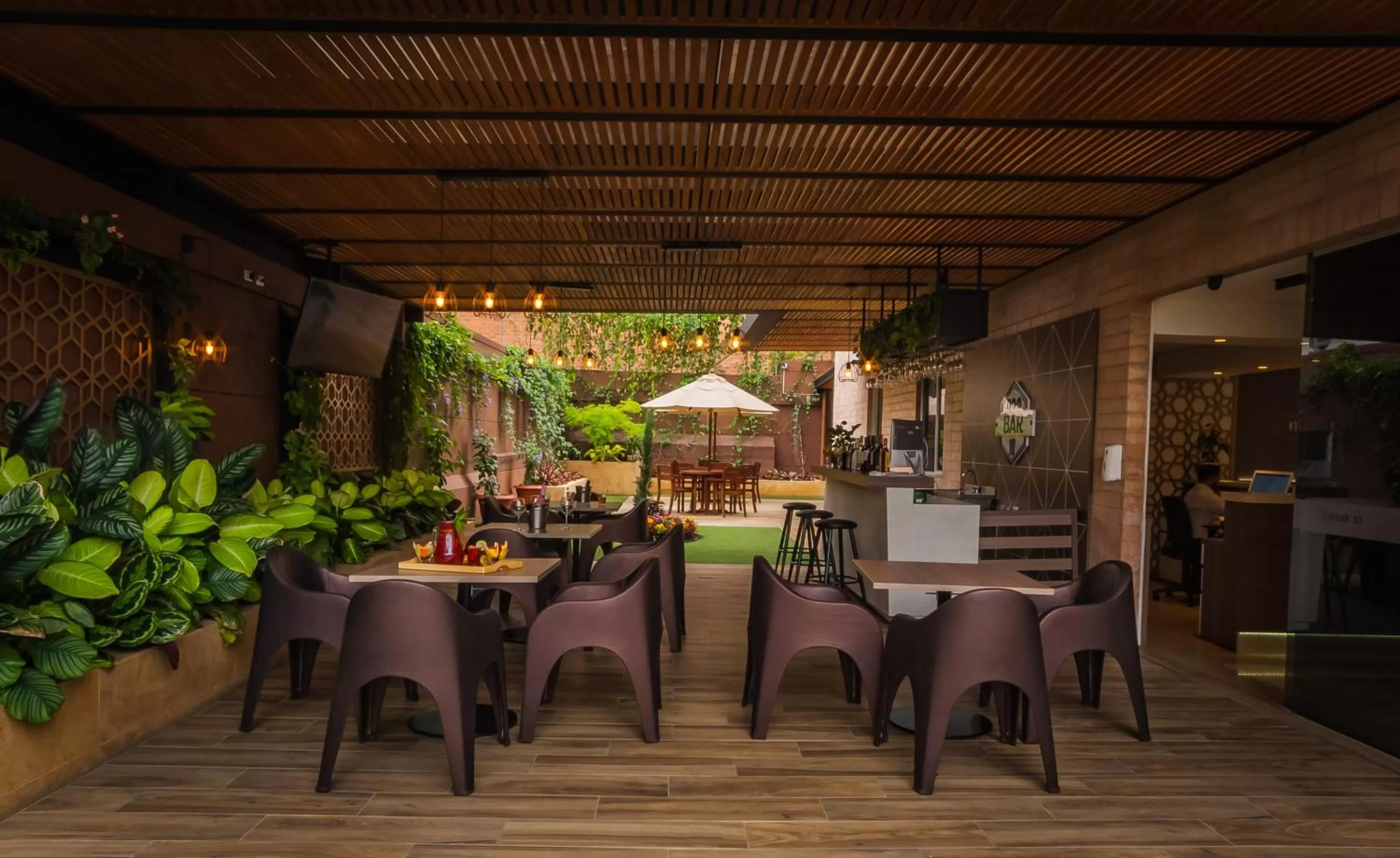 Patio in Hotel Lomas 10 Medellin