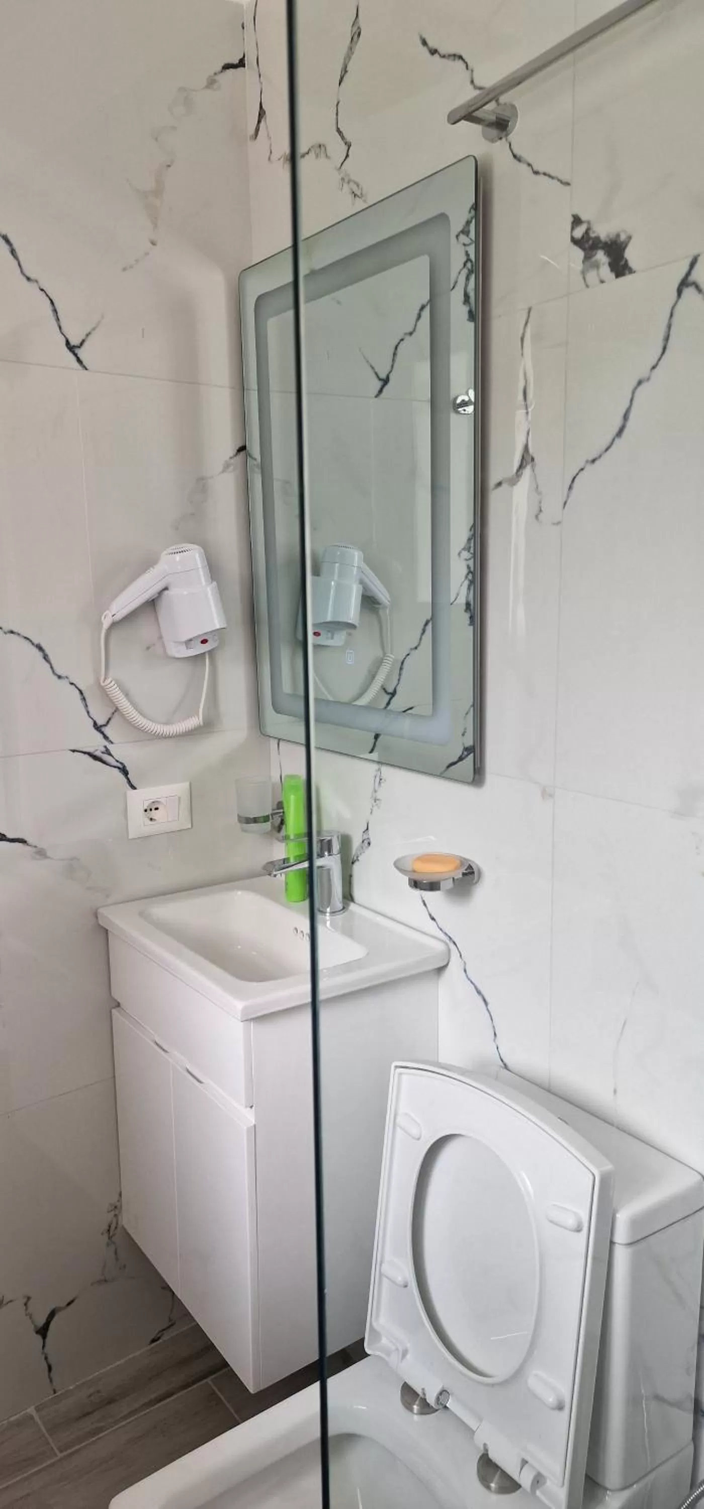 Toilet, Bathroom in Hotel Baci