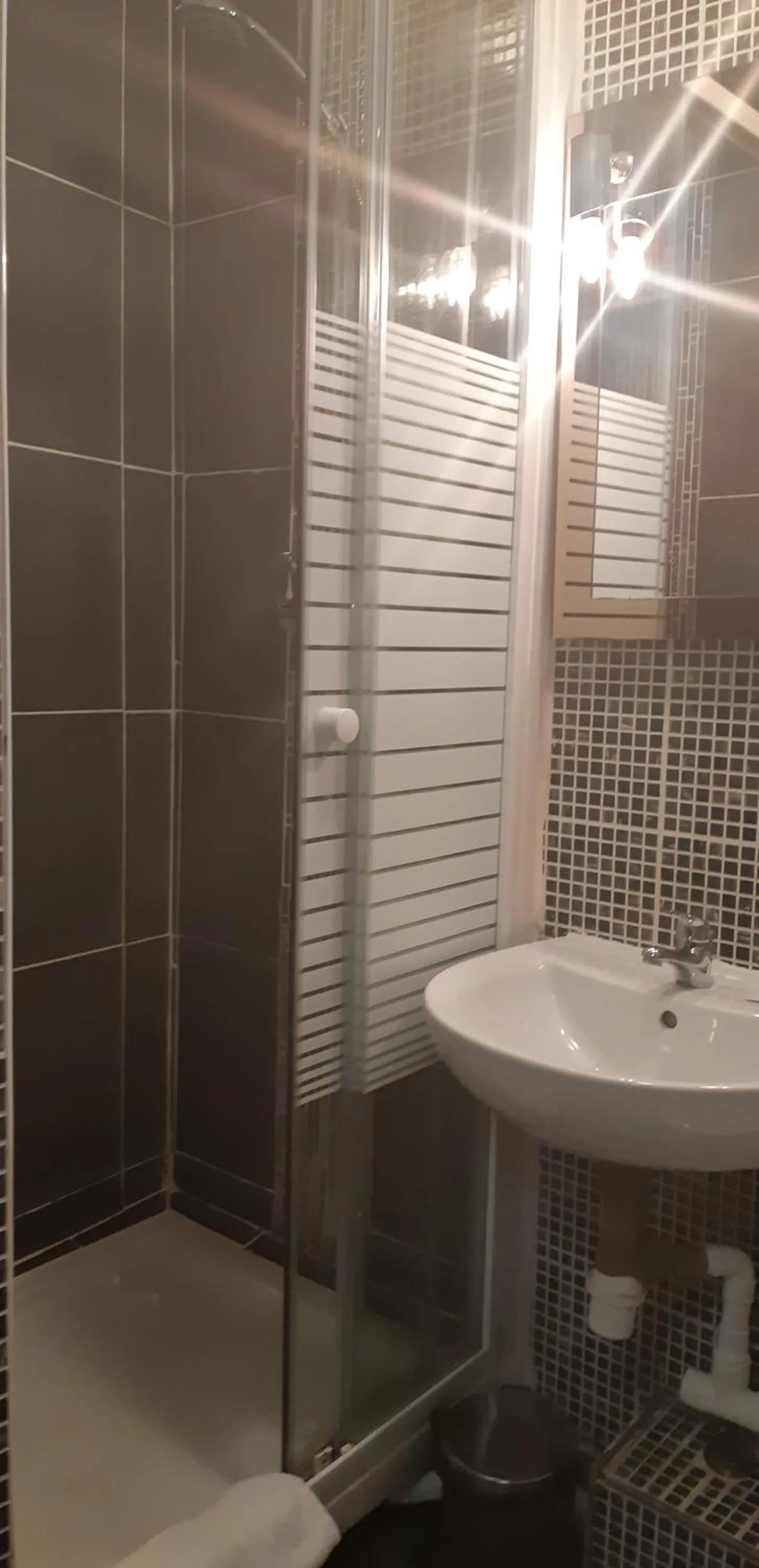 Bathroom in Grand Hôtel de Clermont