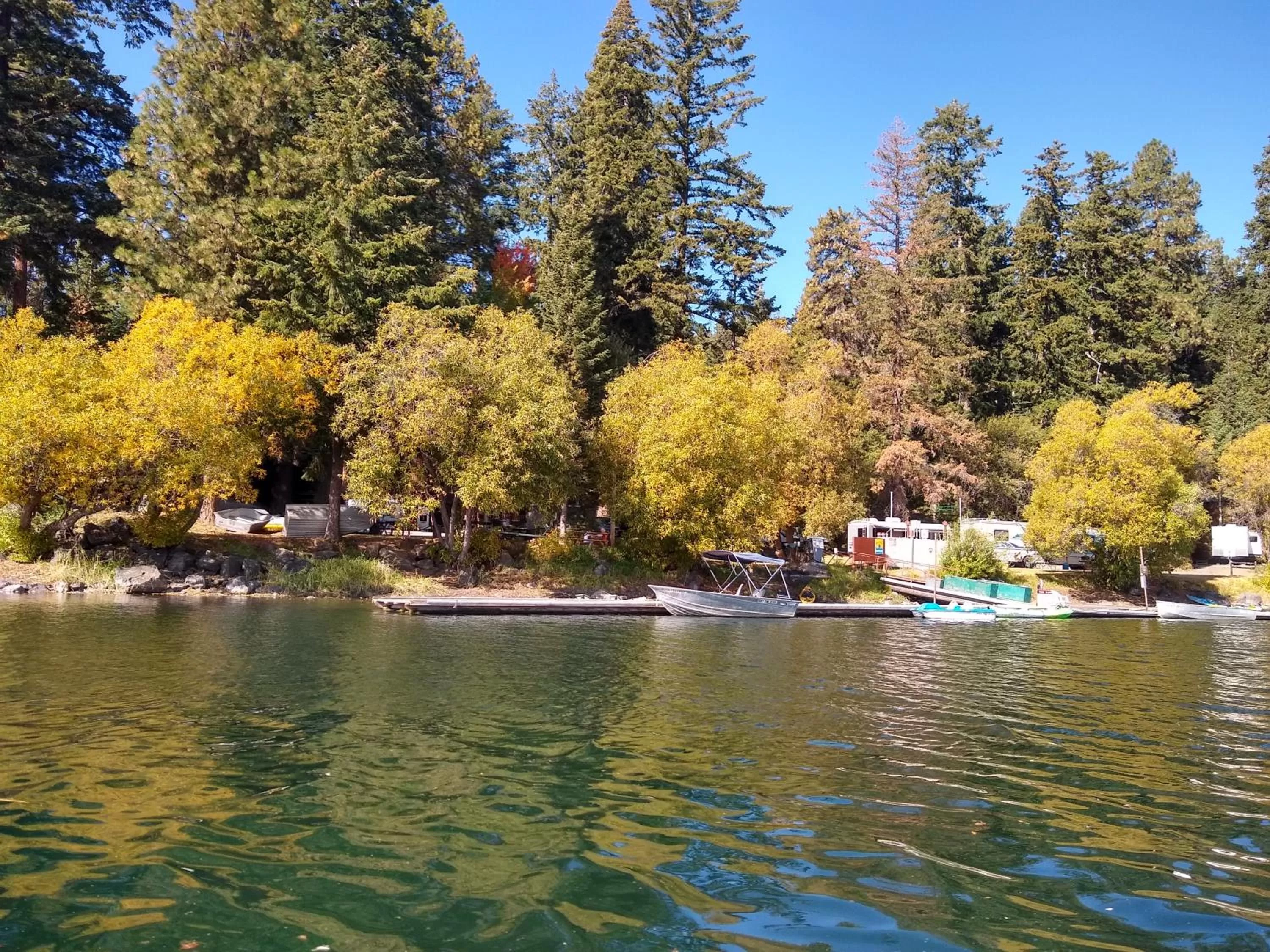 Fishing in Crater Lake Gateway-Rocky Point Resort