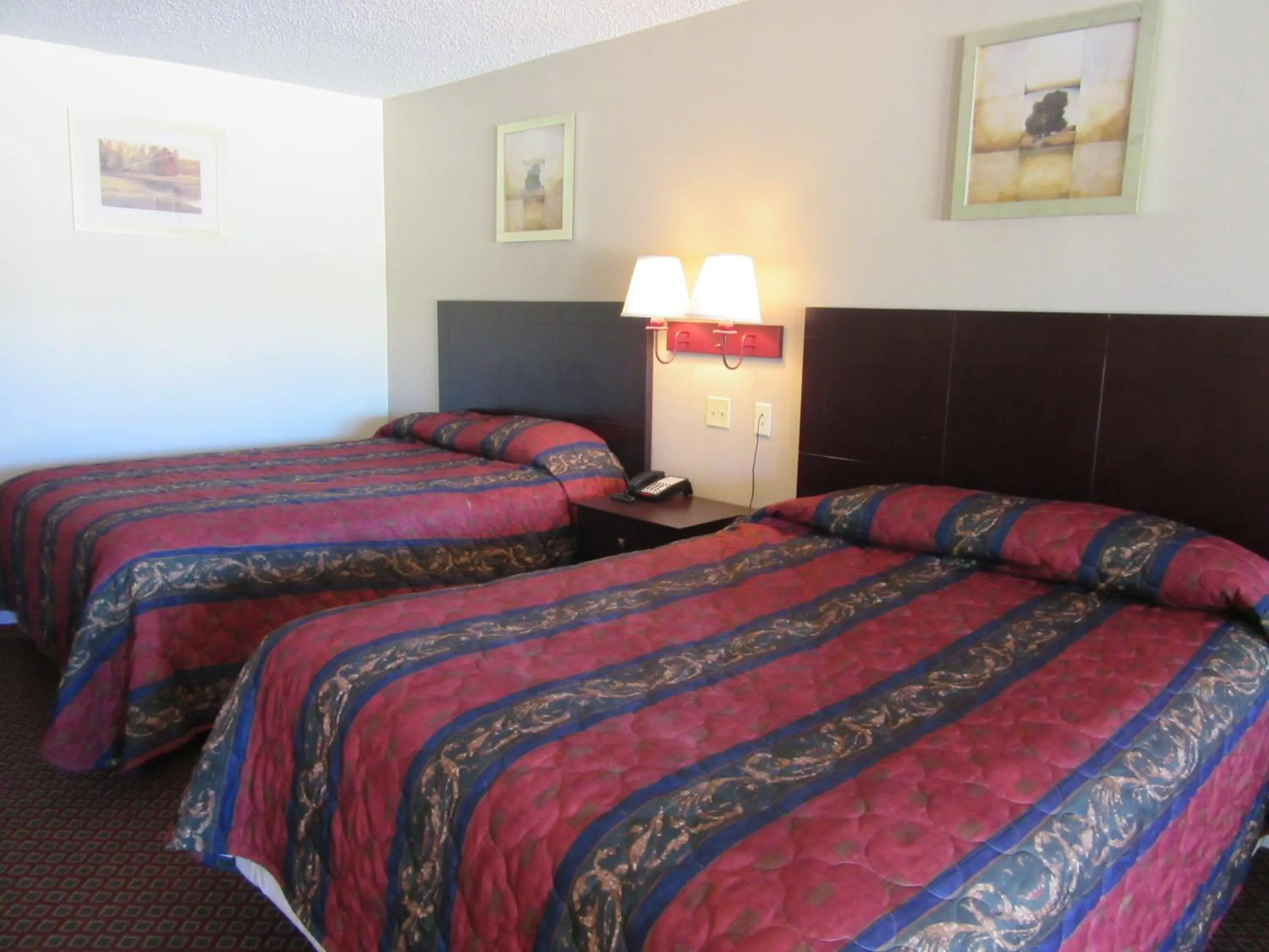 Bed in Royal Inn Abilene