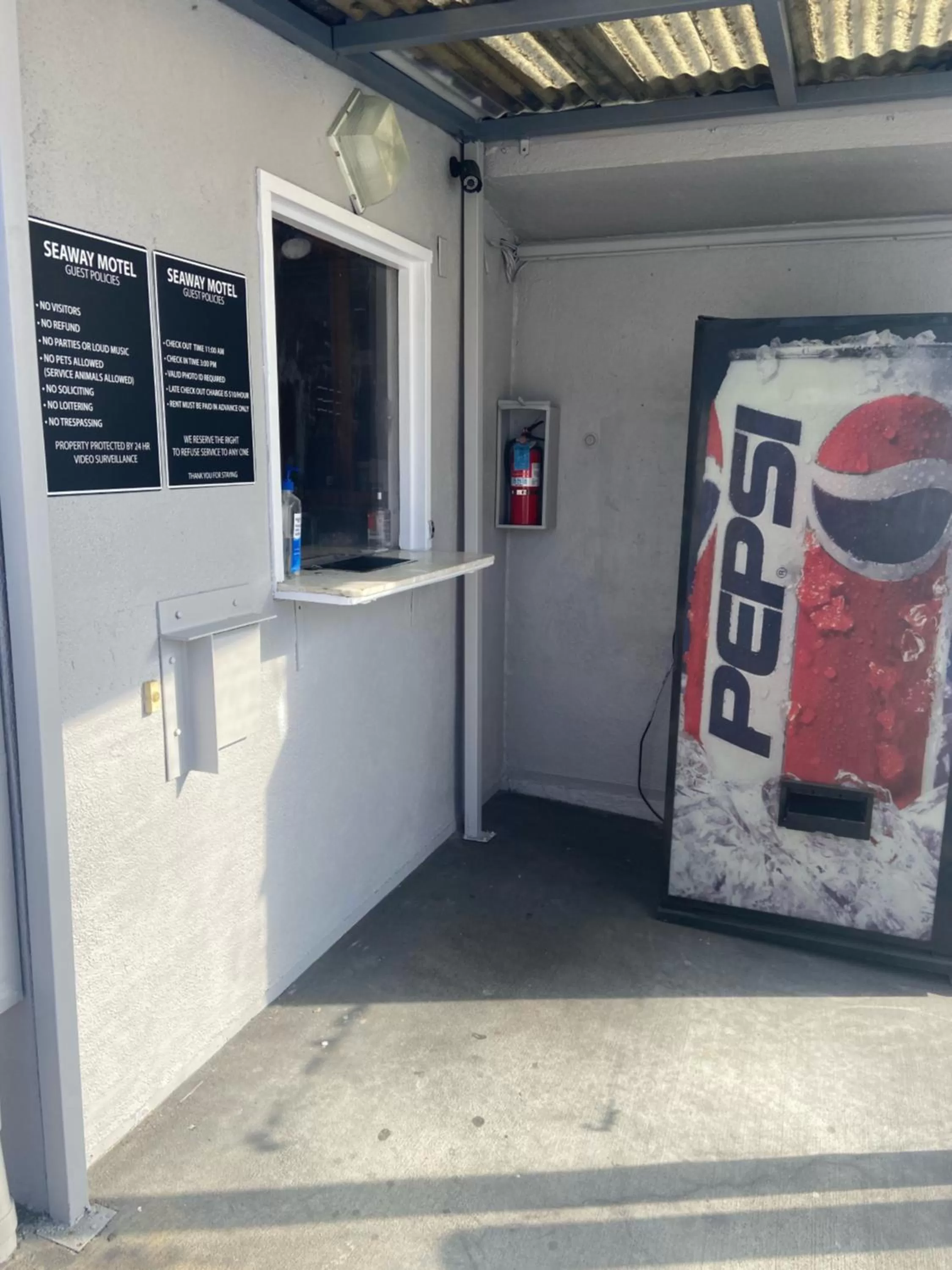 Lobby or reception in Seaway Motel