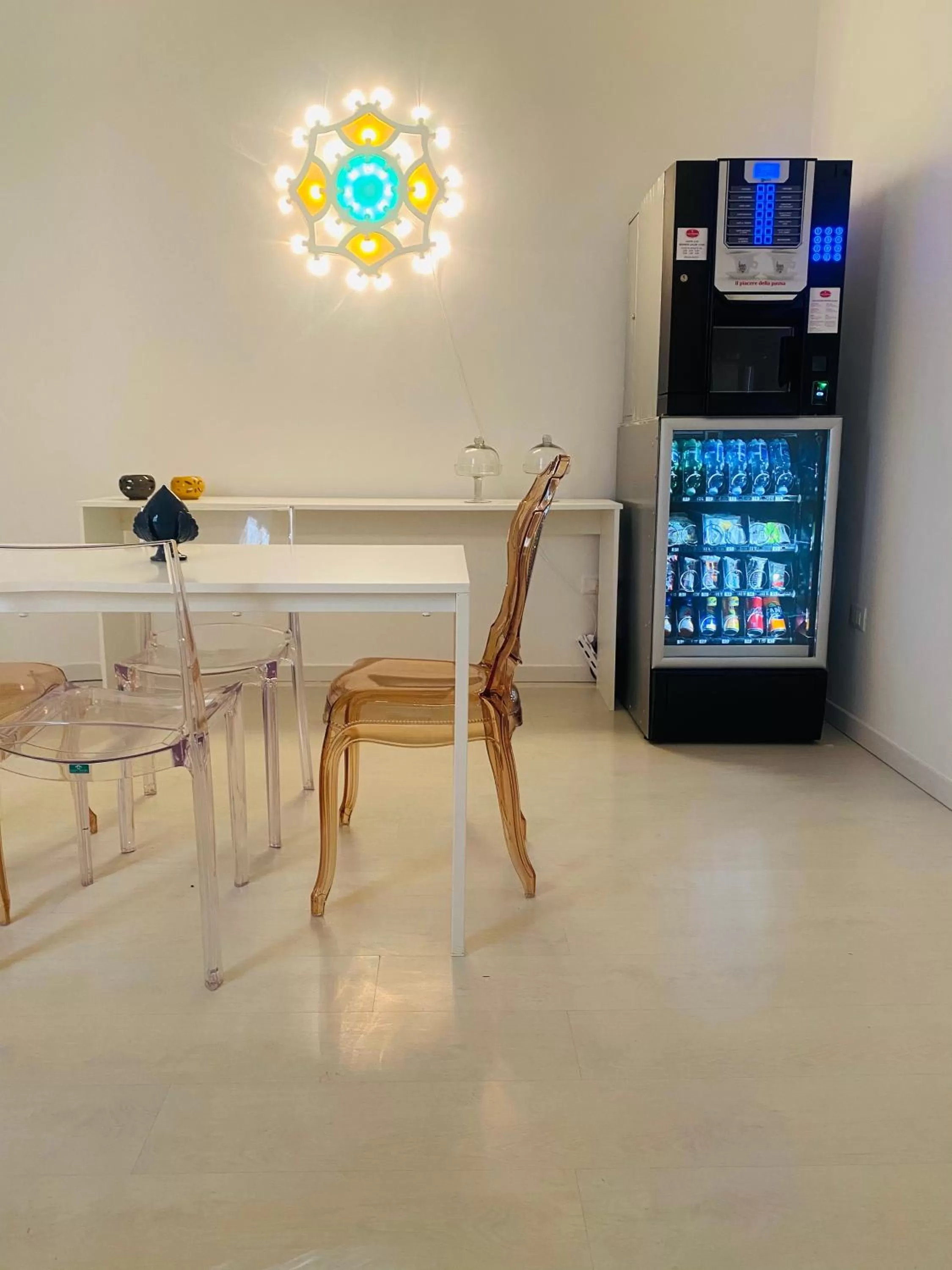 Restaurant/places to eat in Li tre Santi