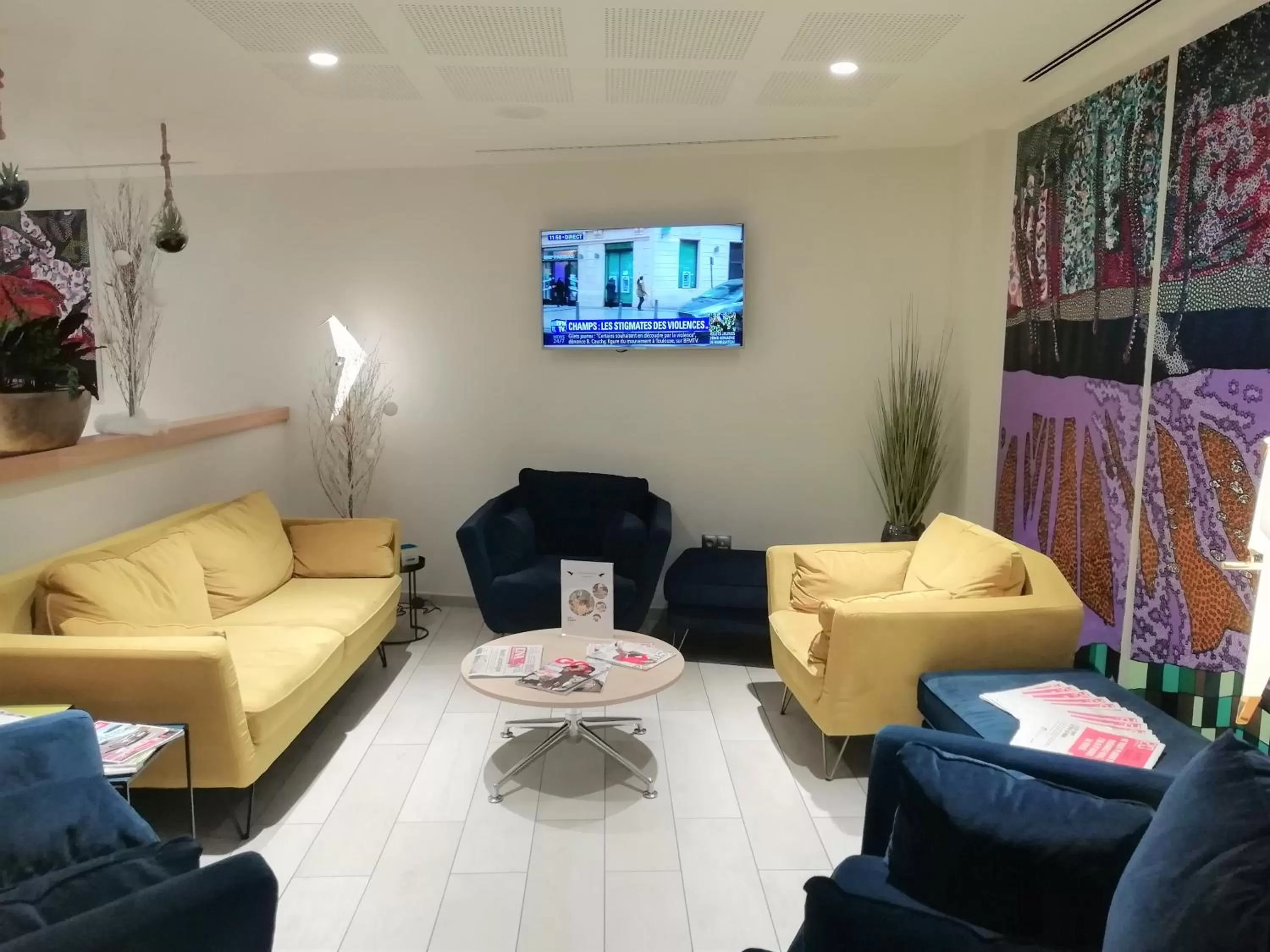 Lounge or bar in Hôtel ORIGAMI