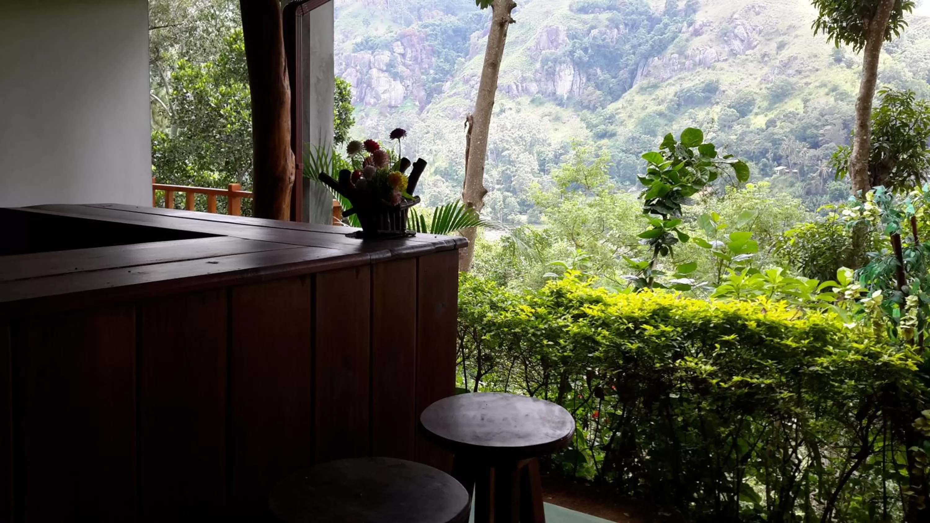 Lounge or bar in Raveena Guest House