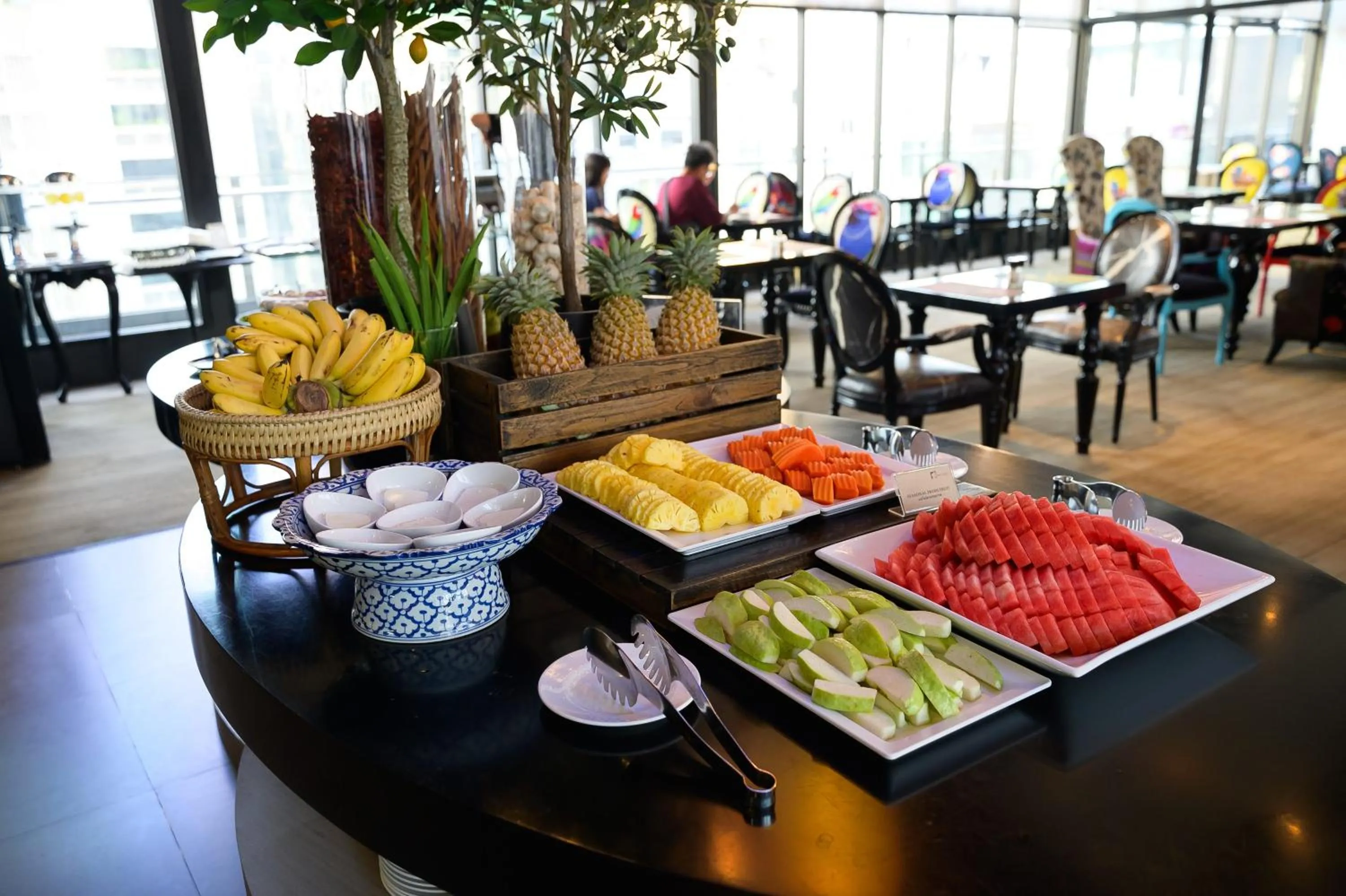 Restaurant/places to eat in Hotel Clover Asoke - SHA Extra Plus