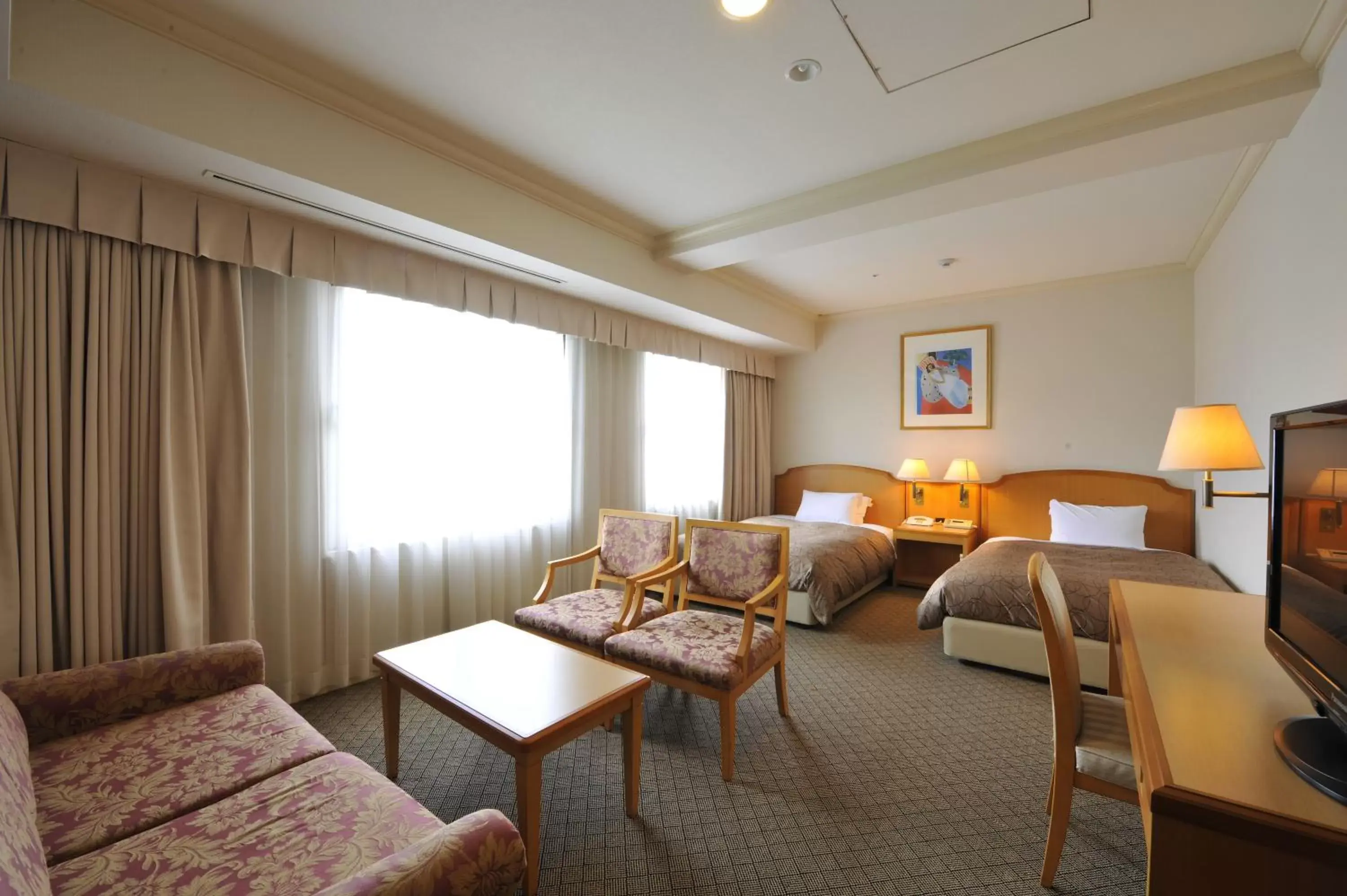 Deluxe Twin Room with Castle View - single occupancy - Non-Smoking in HOTEL MYSTAYS Matsuyama Deluxe Twin Room with Castle View - single occupancy - Non-Smoking in HOTEL MYSTAYS Matsuyama