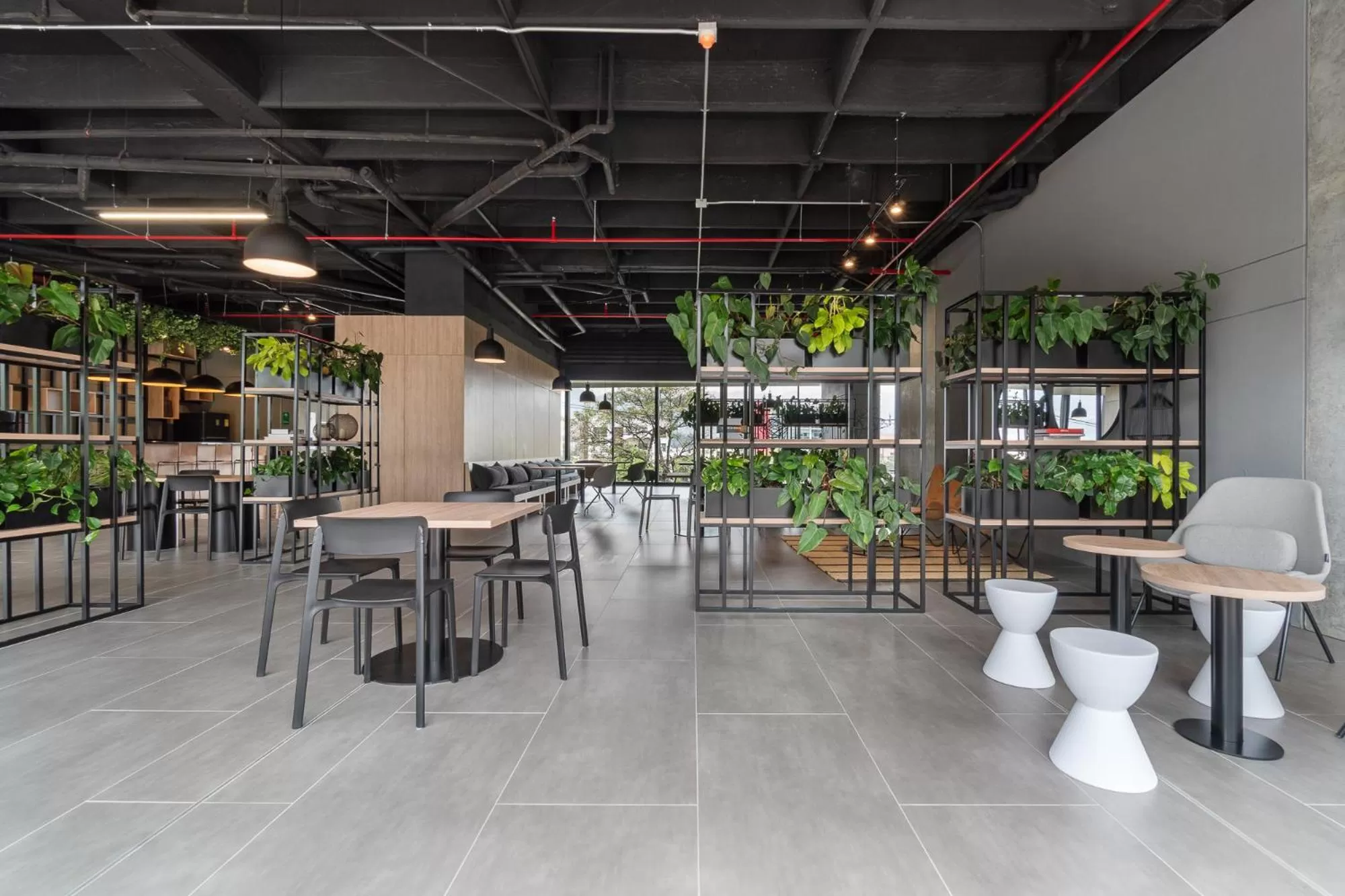 Seating area in Apartamentos Go Living & Suites by HOUSY HOST