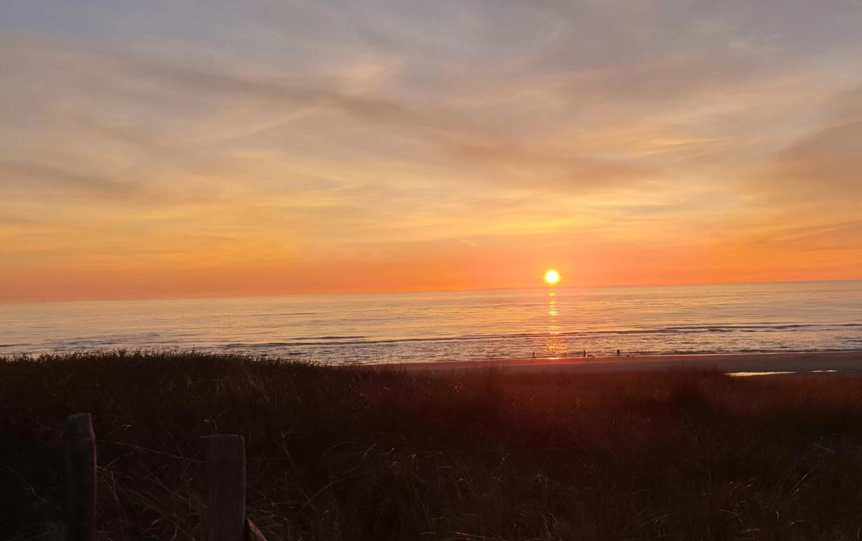 Sunrise/Sunset in BzonderB Callantsoog