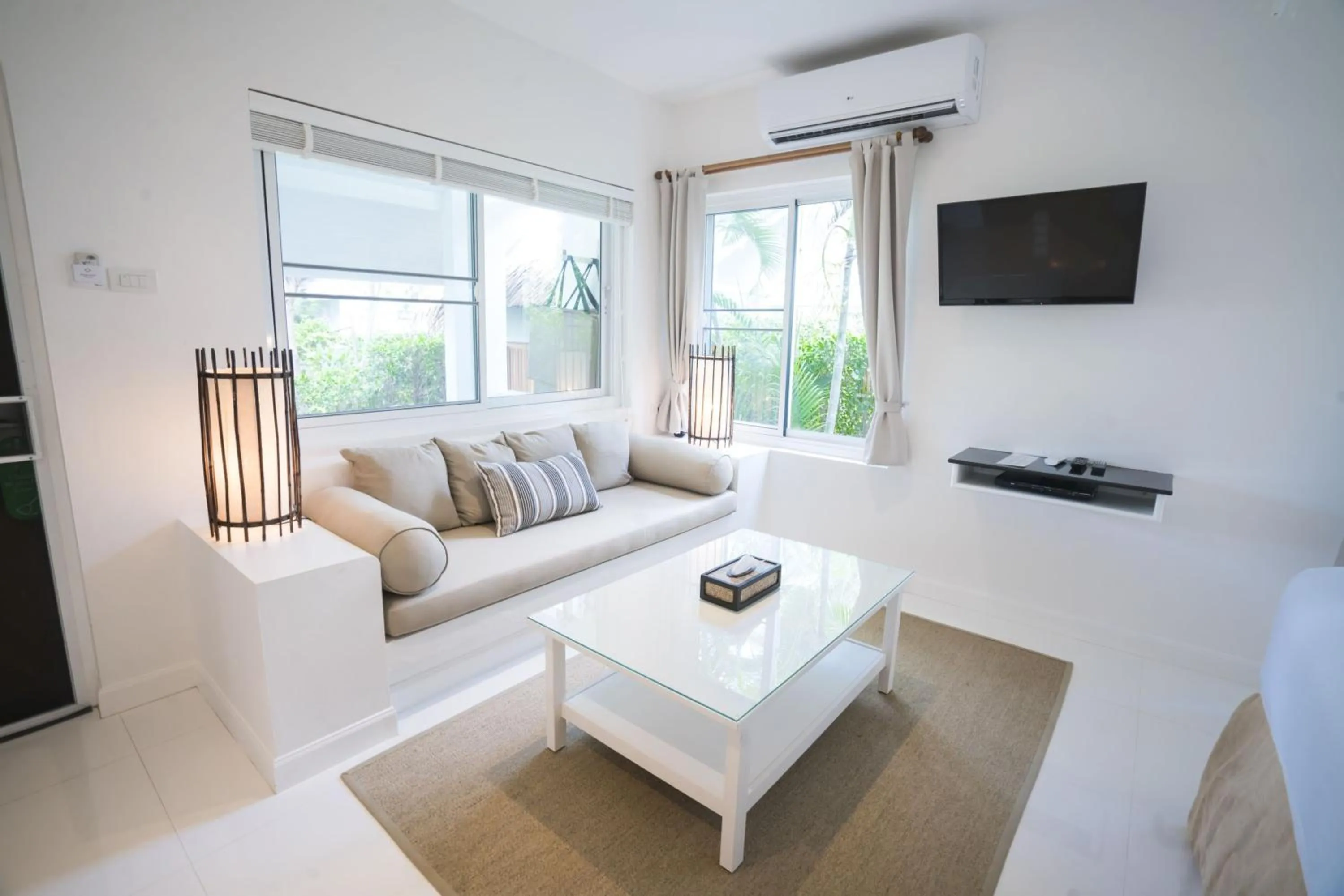 Seating area in King's Garden Resort - SHA Plus