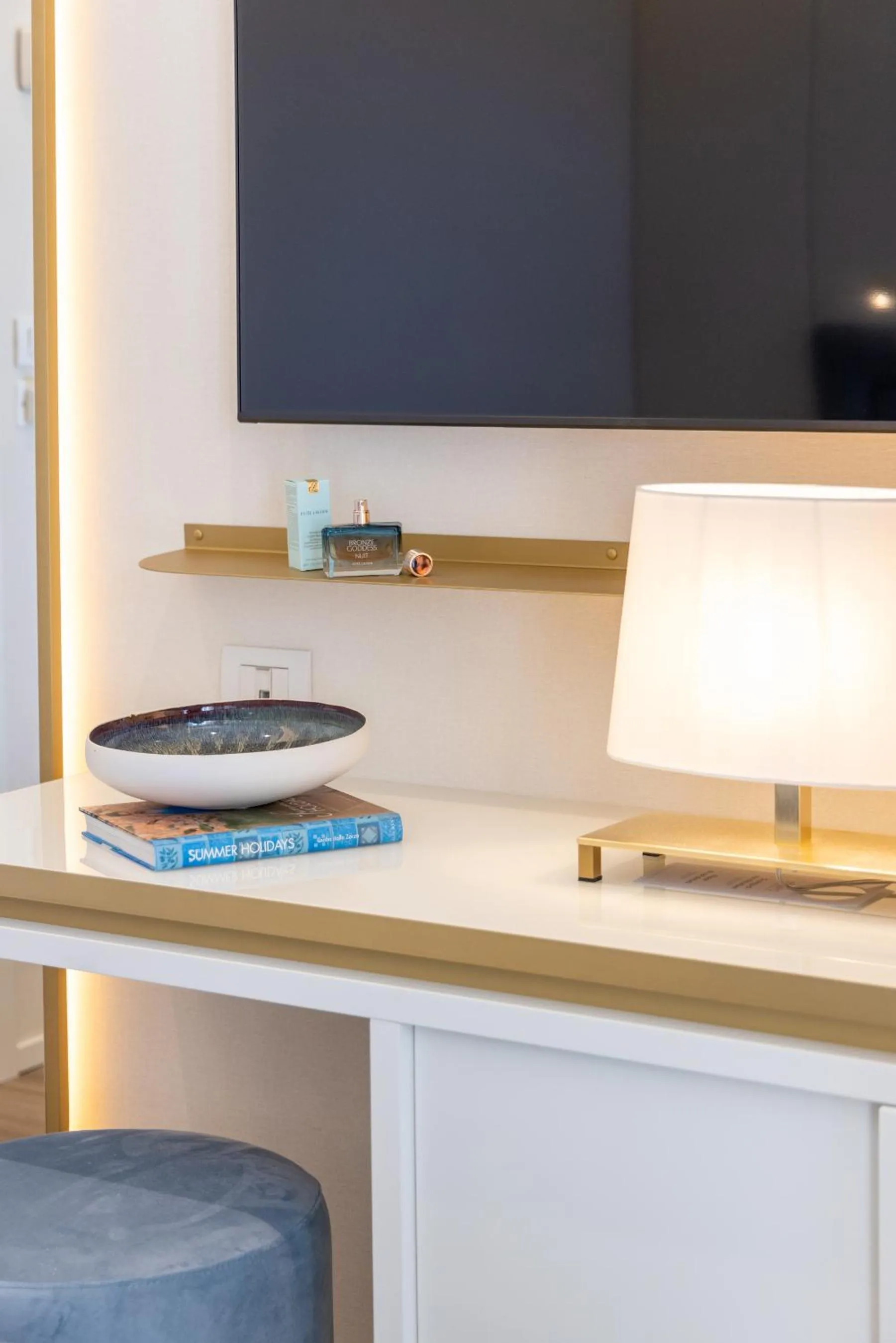 TV and multimedia in Hotel Tiffany's