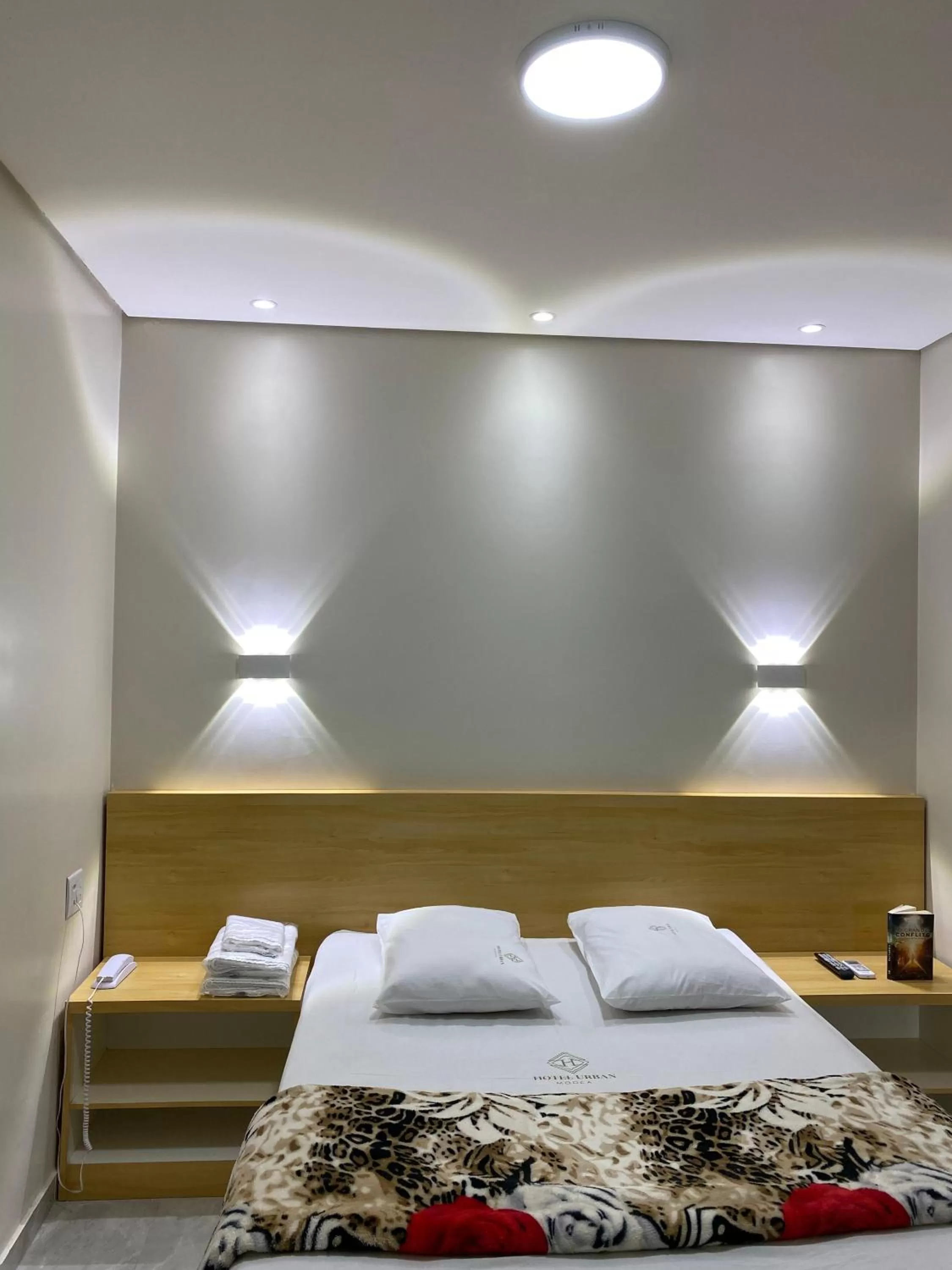 Bed in Hotel Urban