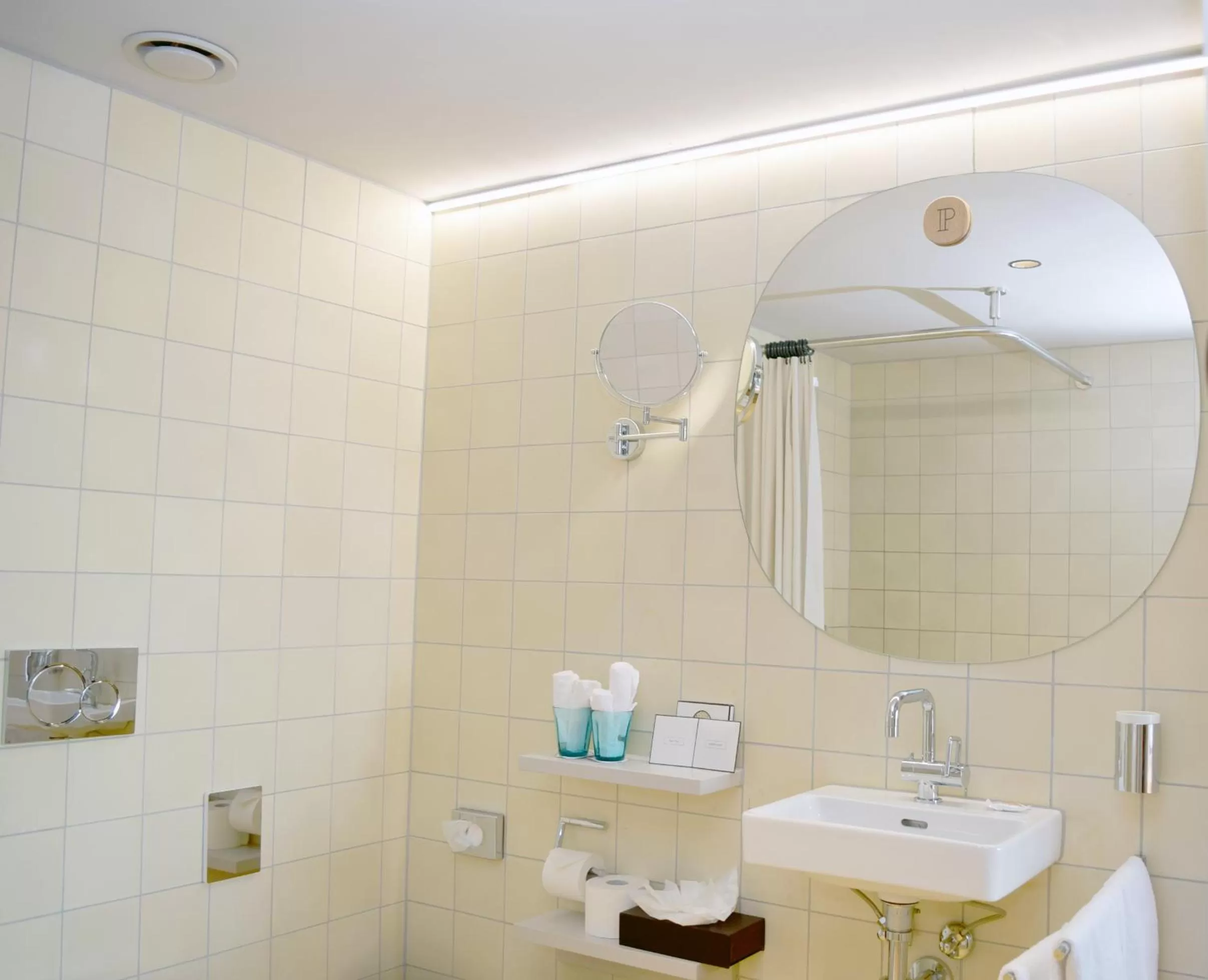 Bathroom in Placid Hotel Design & Lifestyle Zurich