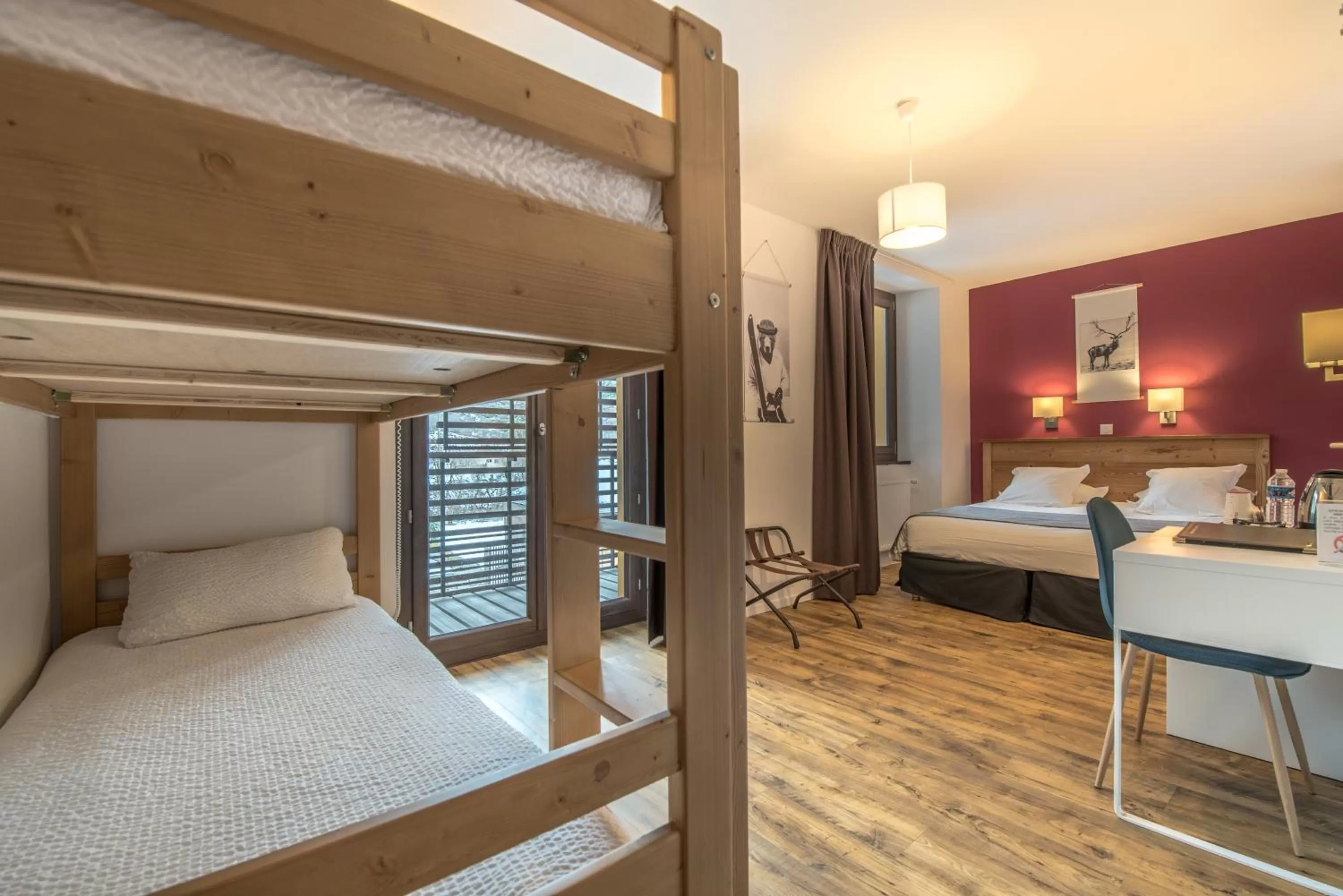 Bed in Hôtel Le Marintan