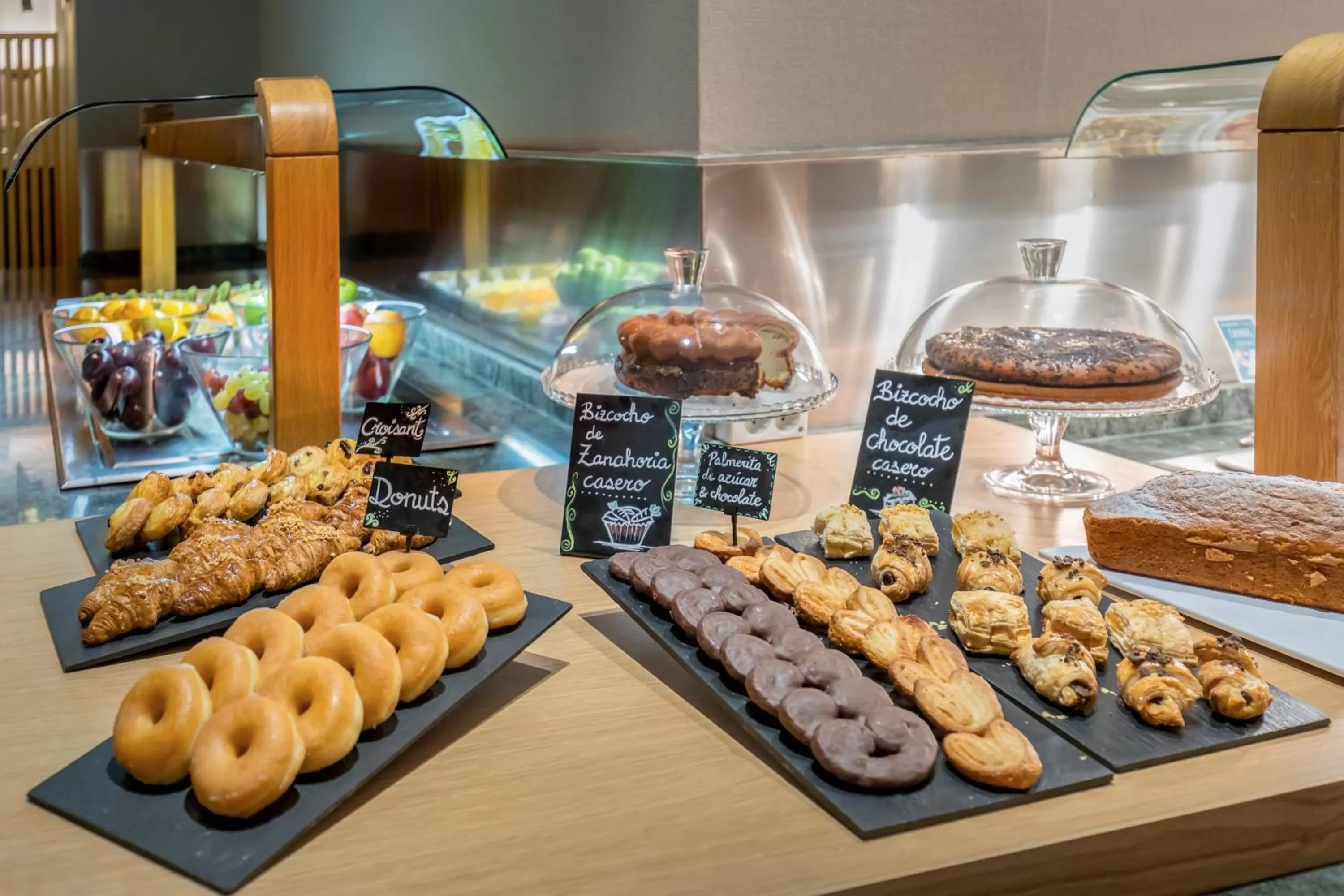 Breakfast in Occidental Granada